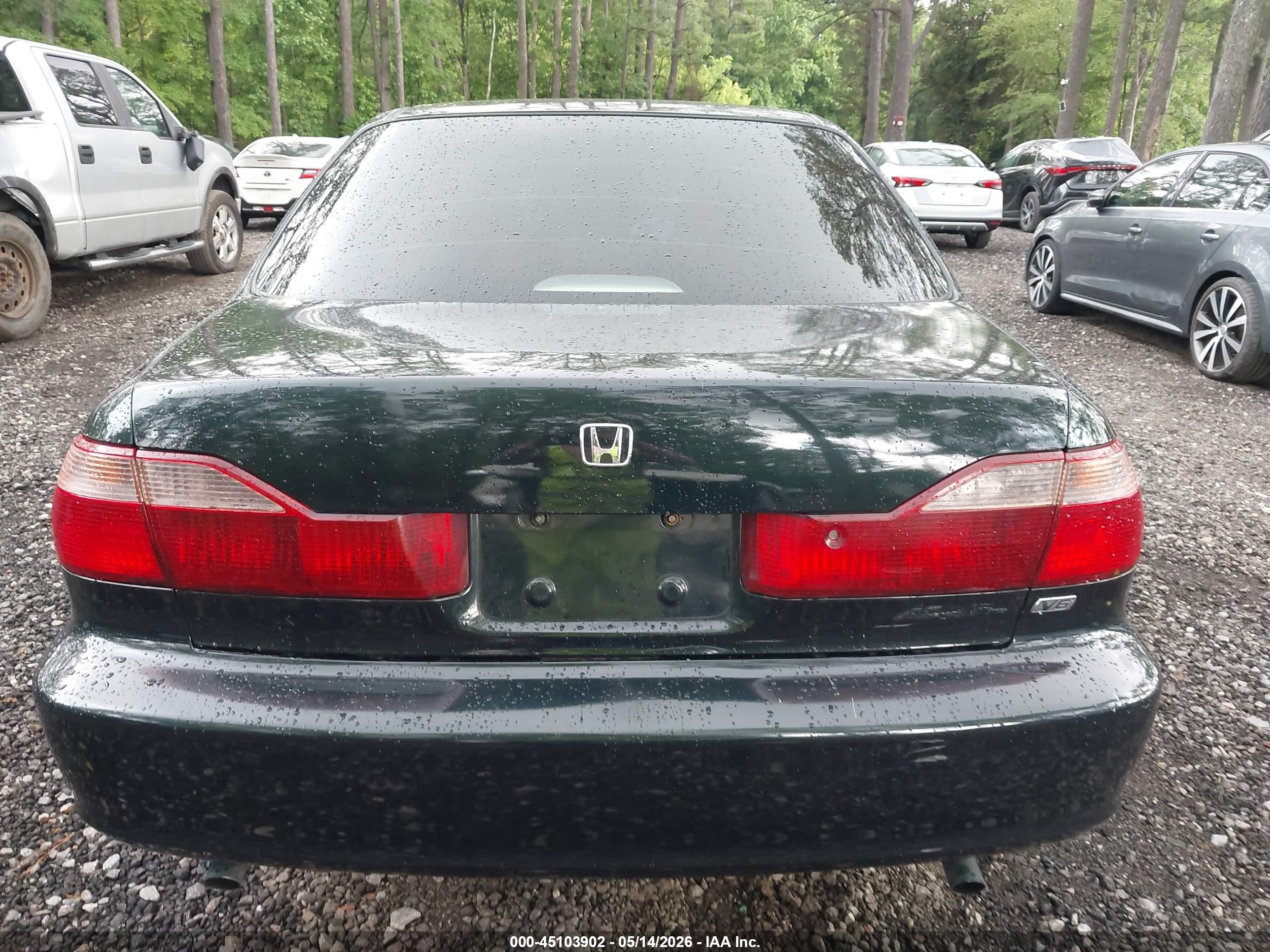 1998 Honda Accord Lx V6 Green vin: 1HGCG1642WA059421