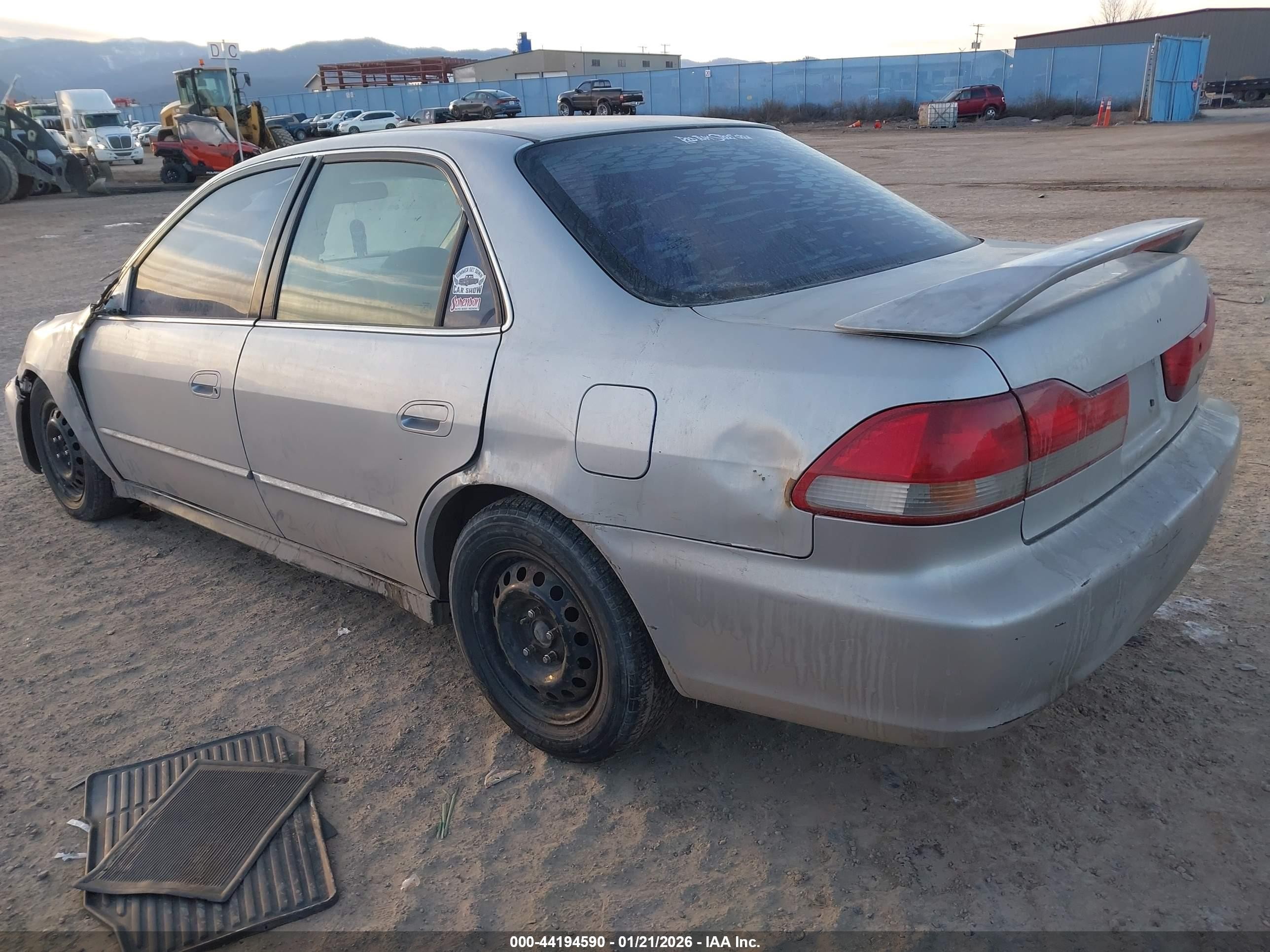 2001 Honda Accord 3.0 Lx Серебряный vin: 1HGCG16441A073314