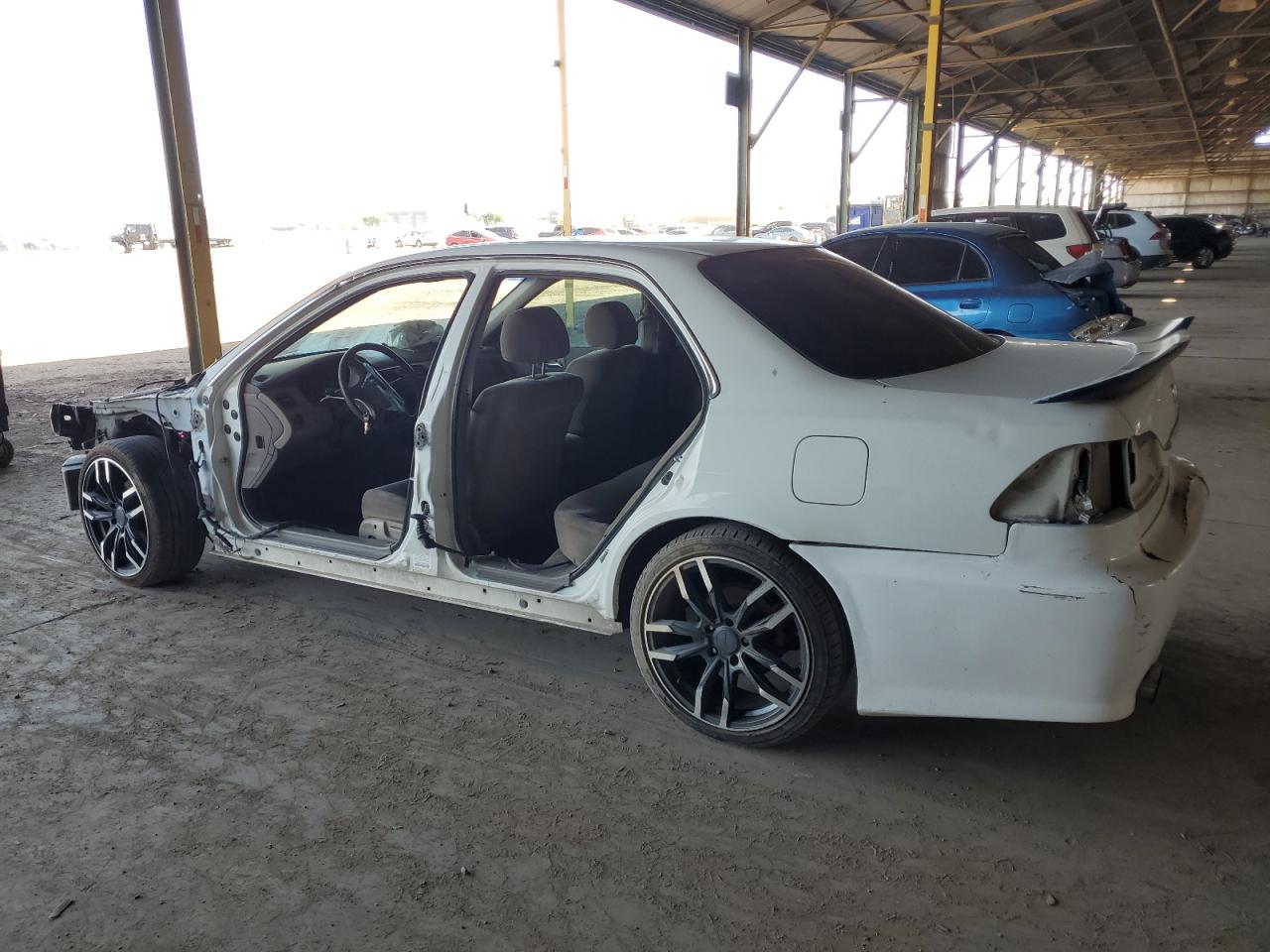 1998 Honda Accord Lx White vin: 1HGCG1644WA000466
