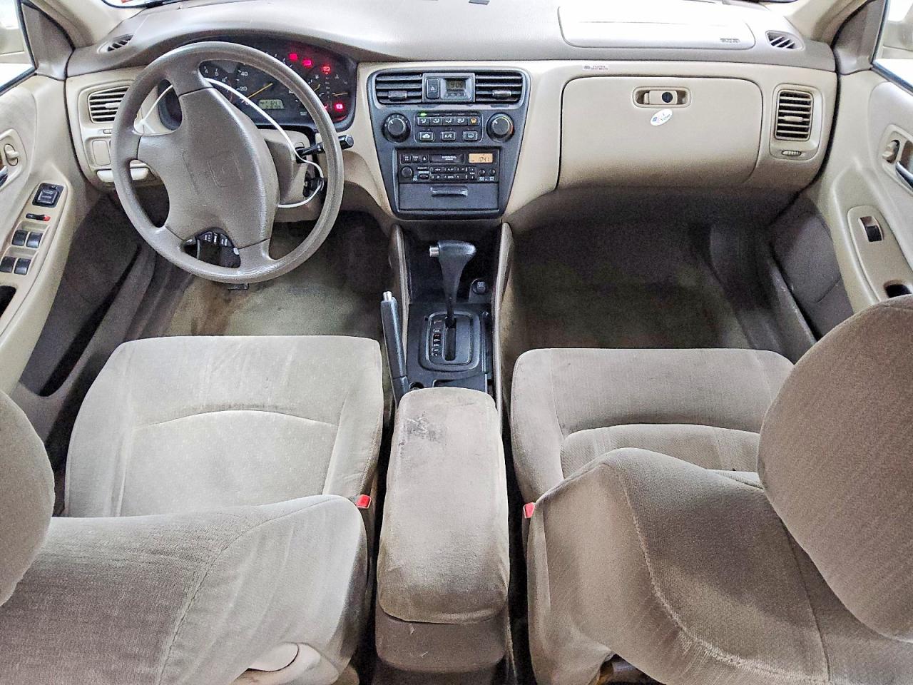 2000 Honda Accord Lx Tan vin: 1HGCG1644YA009235