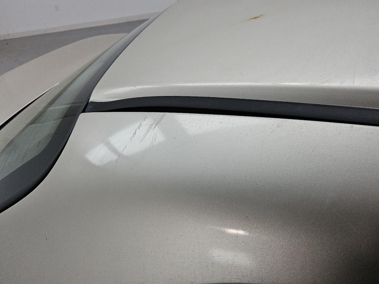 2000 Honda Accord Lx Tan vin: 1HGCG1644YA009235 Damage: Left Drip Rail, Heavy Scratch, 3 To 4 Inches