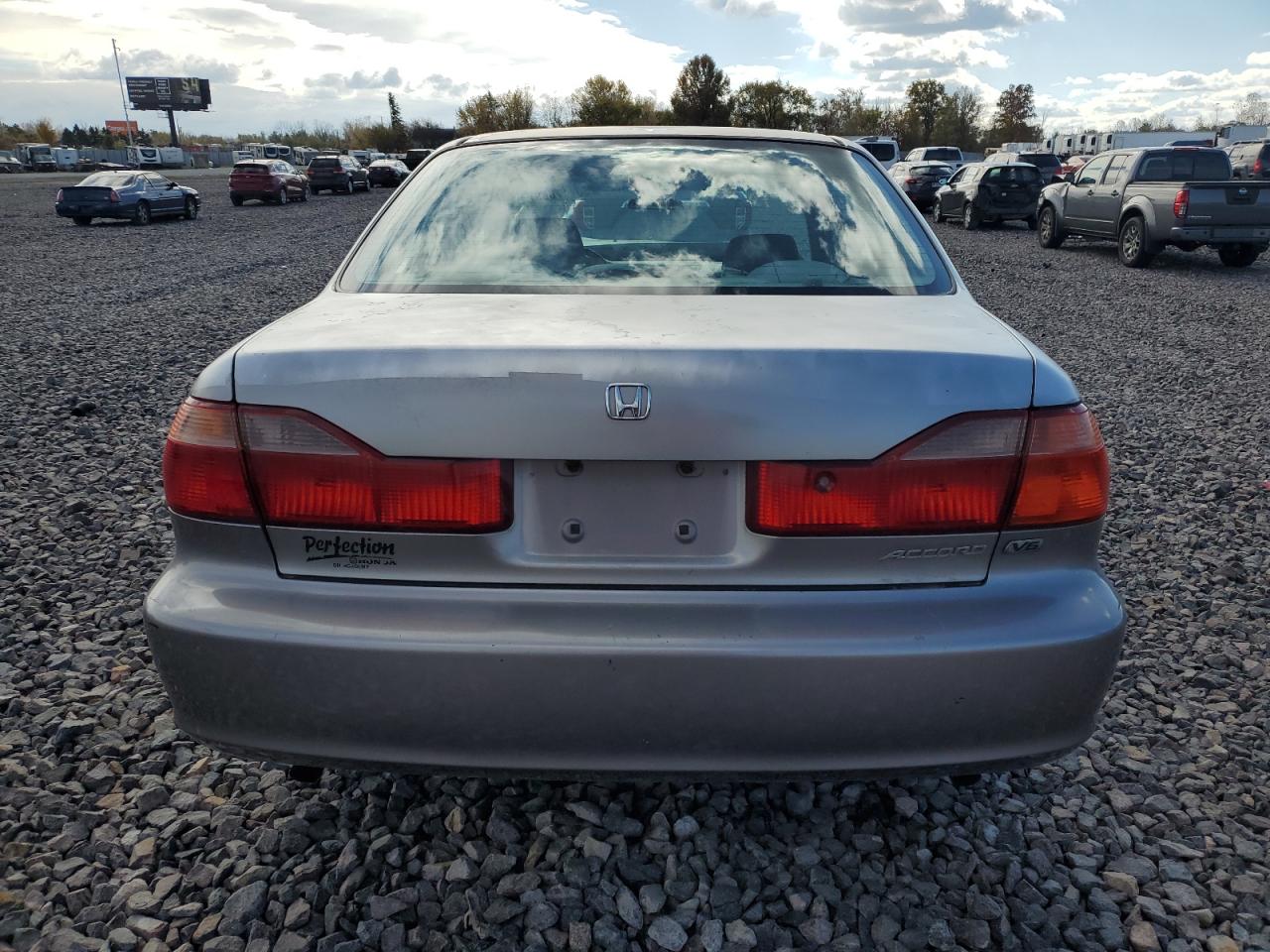 2000 Honda Accord Lx Tan vin: 1HGCG1644YA021790