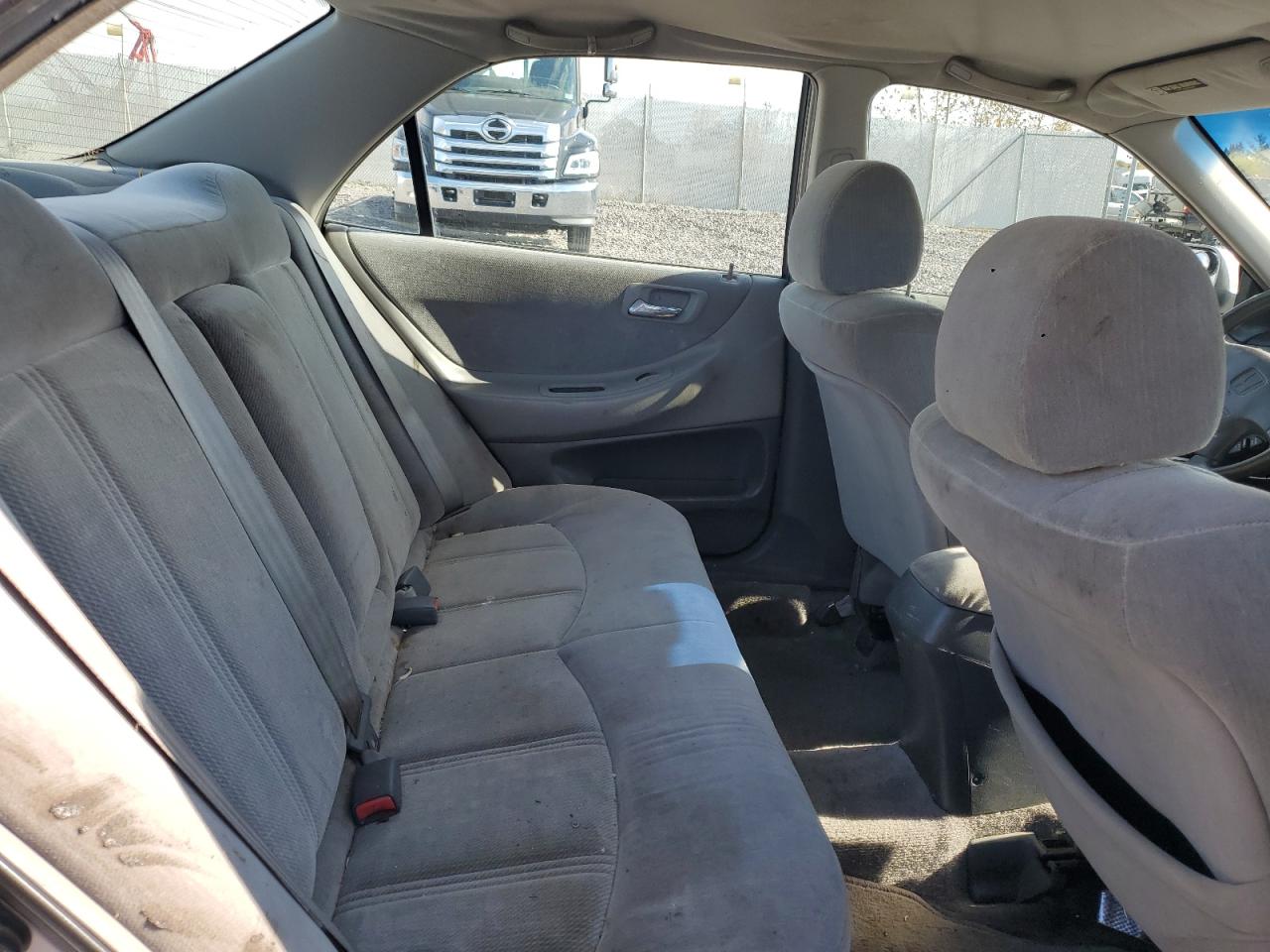 2000 Honda Accord Lx Tan vin: 1HGCG1644YA021790