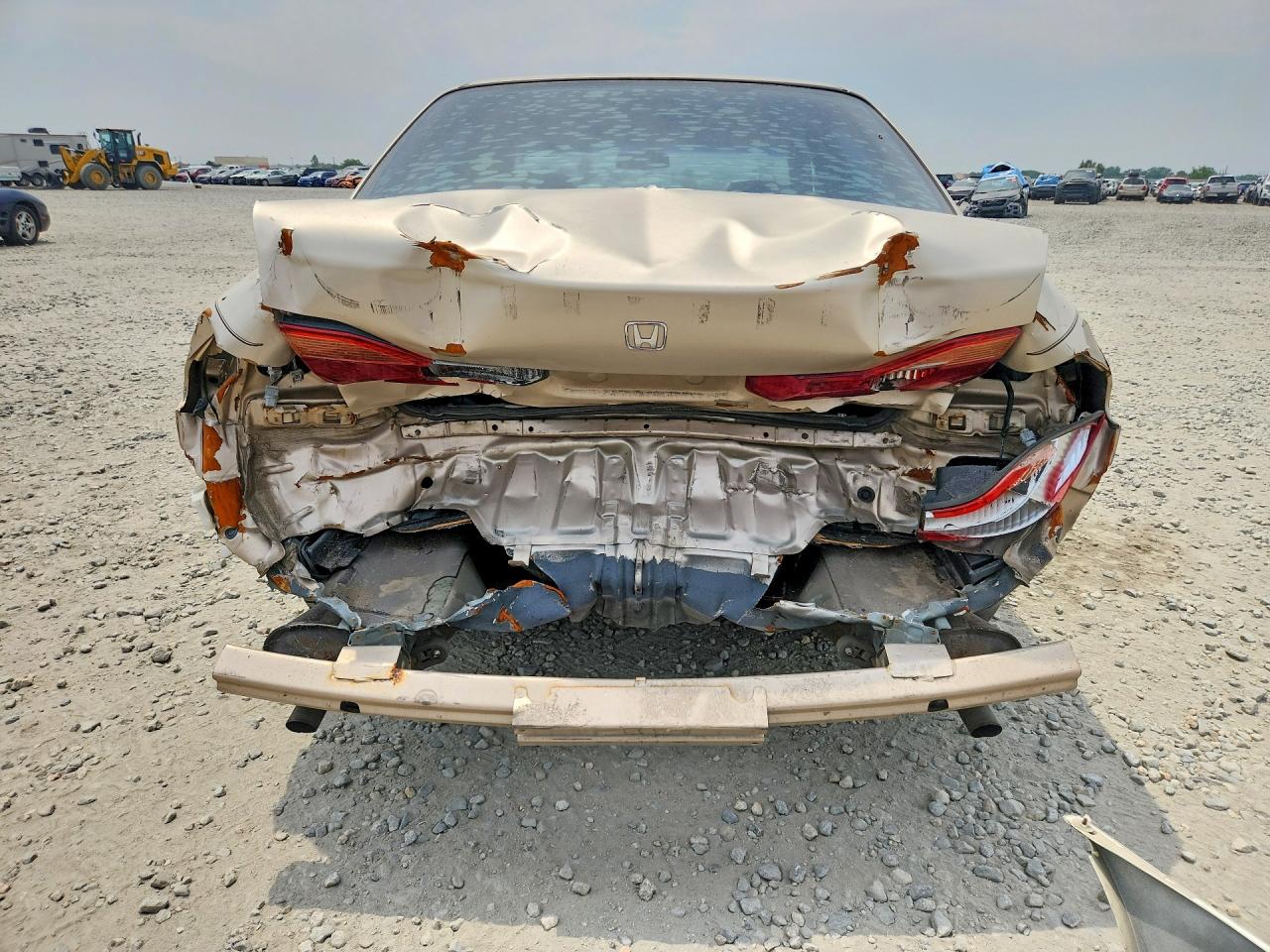 2000 Honda Accord Lx Gold vin: 1HGCG1645YA025931