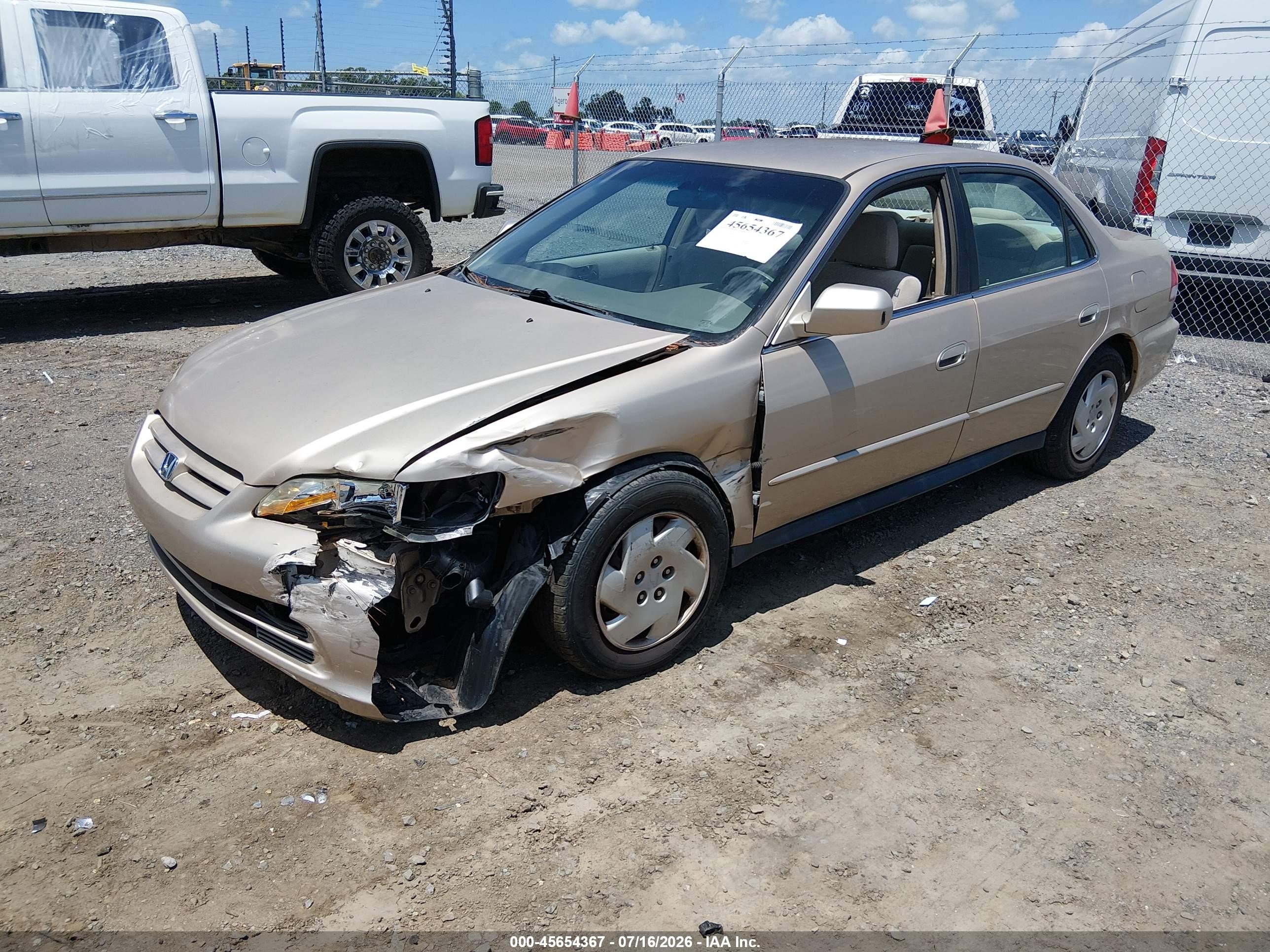2002 Honda Accord 3.0 Lx Бежевый vin: 1HGCG16462A036489
