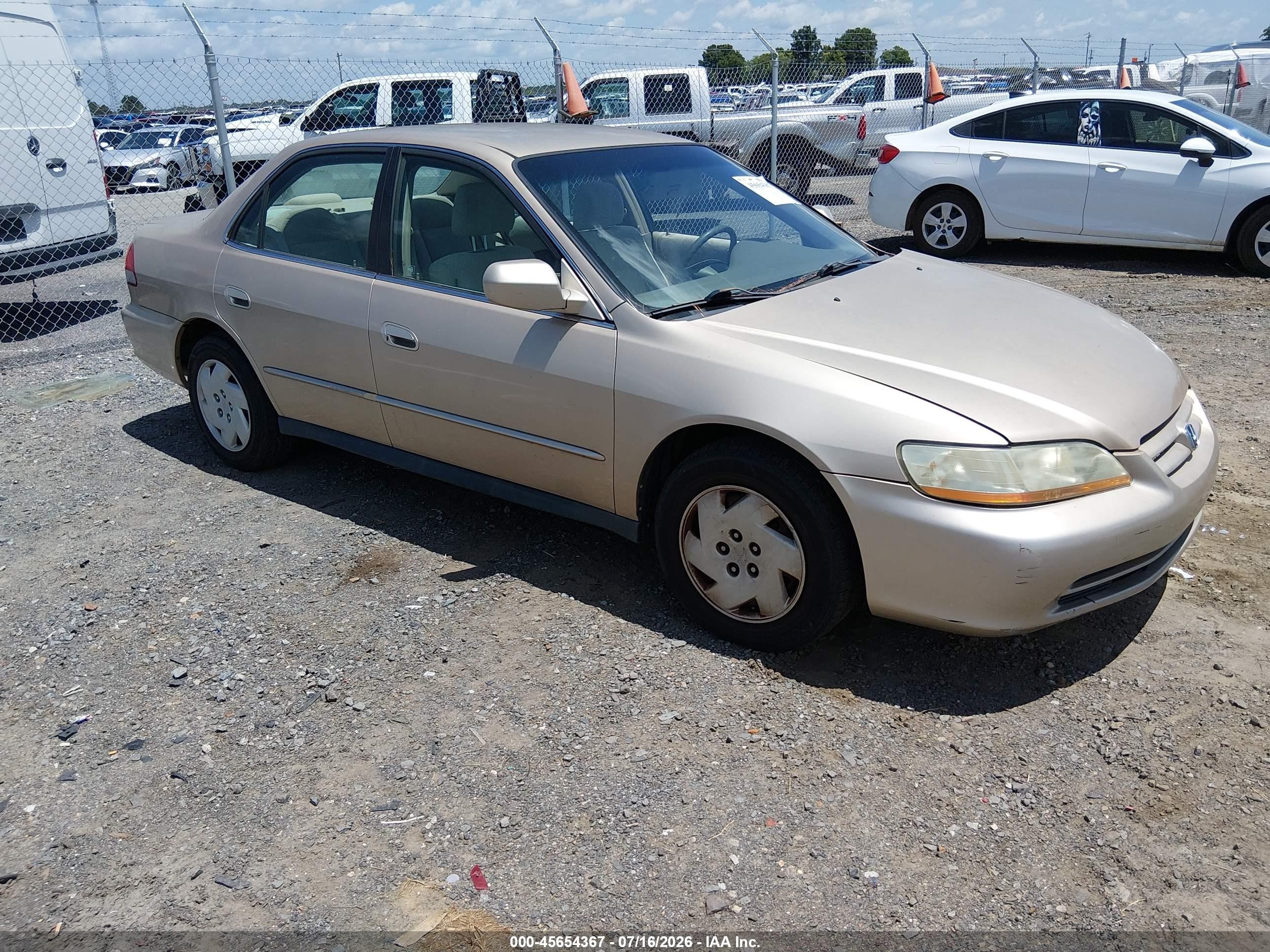 2002 Honda Accord 3.0 Lx Beige vin: 1HGCG16462A036489