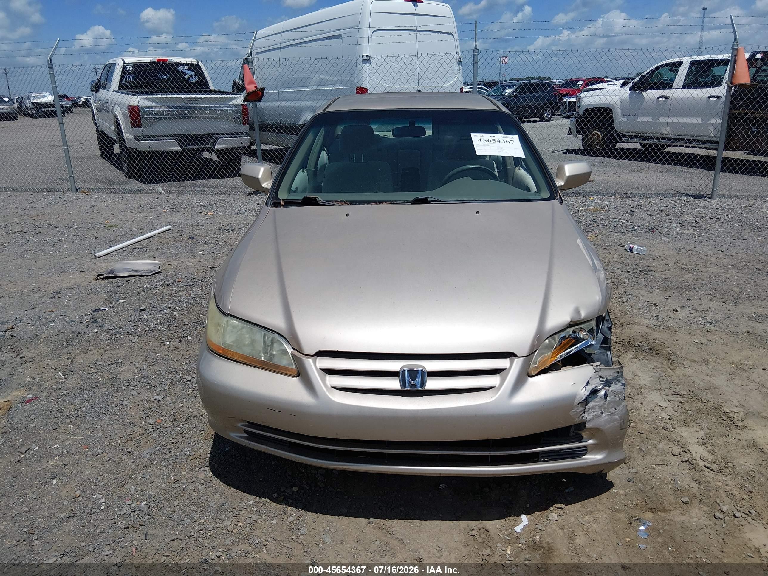 2002 Honda Accord 3.0 Lx Бежевый vin: 1HGCG16462A036489
