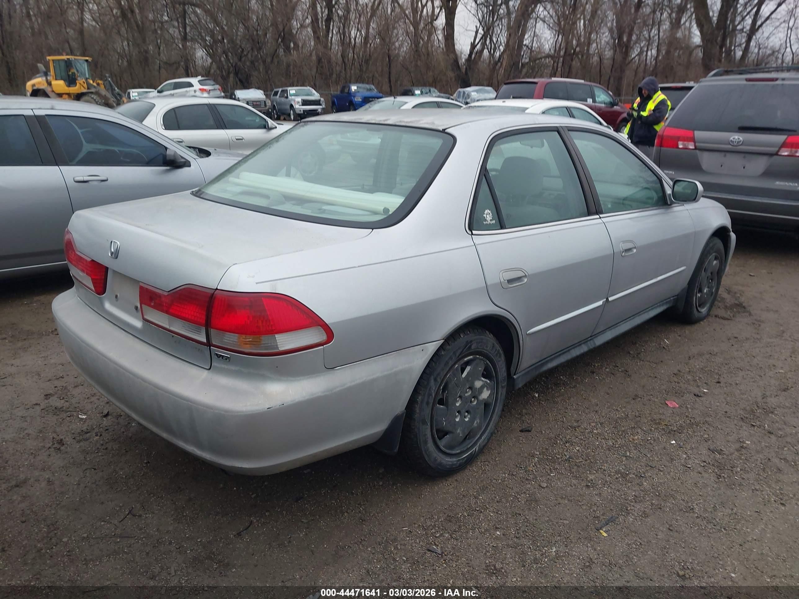 2002 Honda Accord 3.0 Lx Серебряный vin: 1HGCG16462A069752