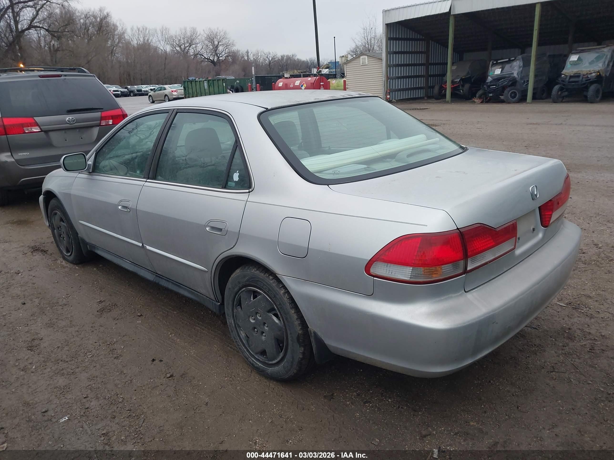 2002 Honda Accord 3.0 Lx Серебряный vin: 1HGCG16462A069752