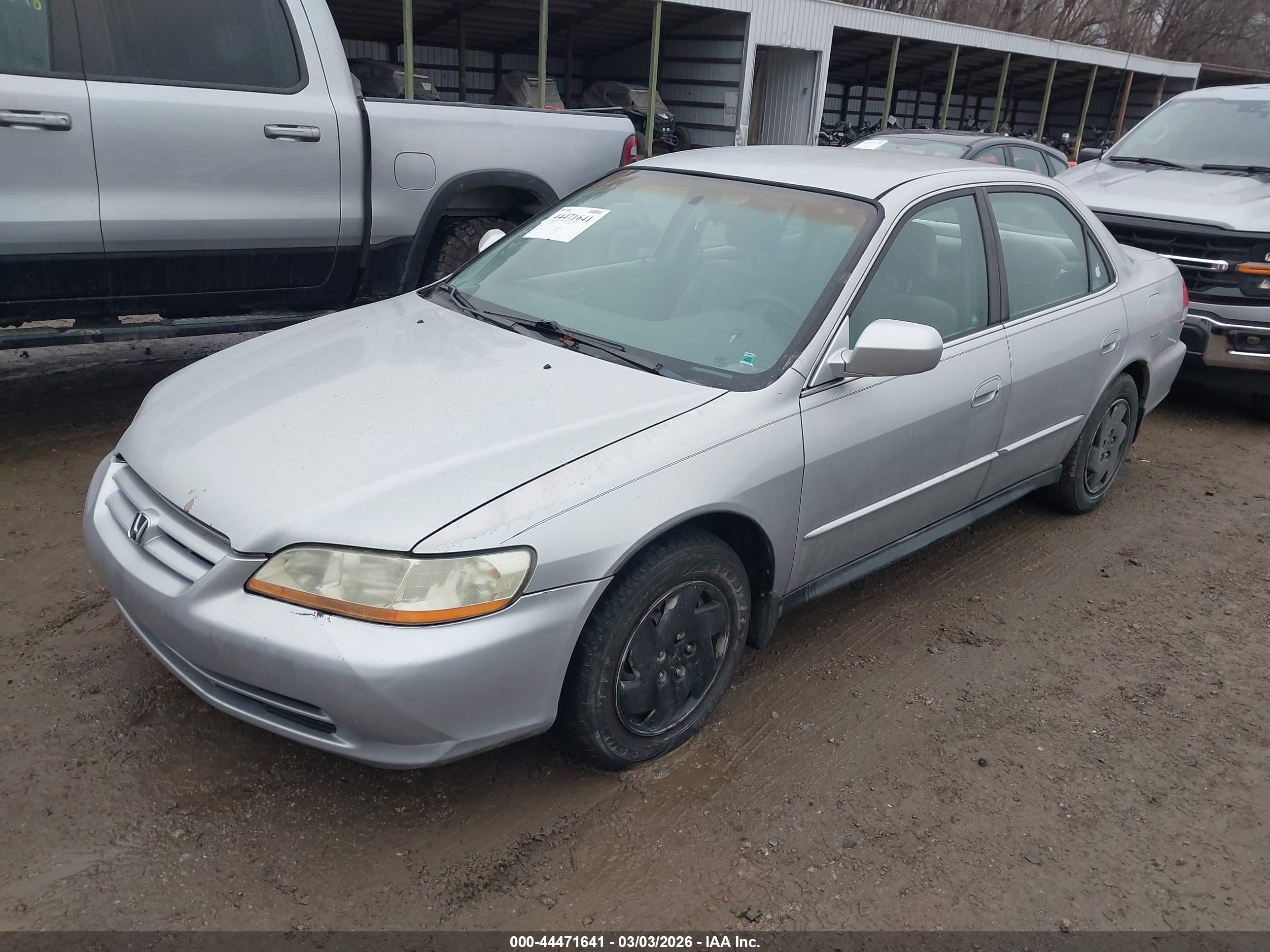 2002 Honda Accord 3.0 Lx Серебряный vin: 1HGCG16462A069752