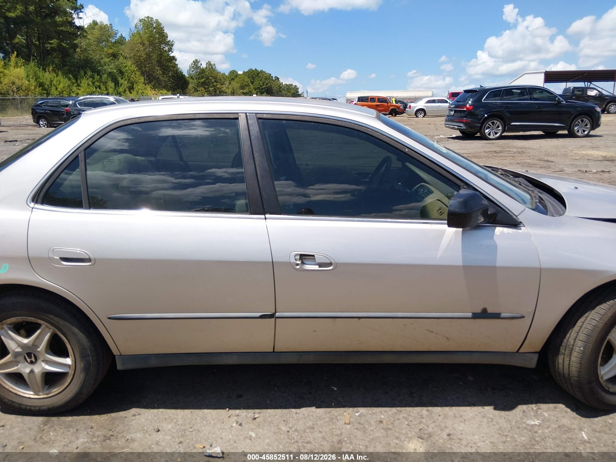 1998 Honda Accord Lx V6 Gray vin: 1HGCG1647WA025152