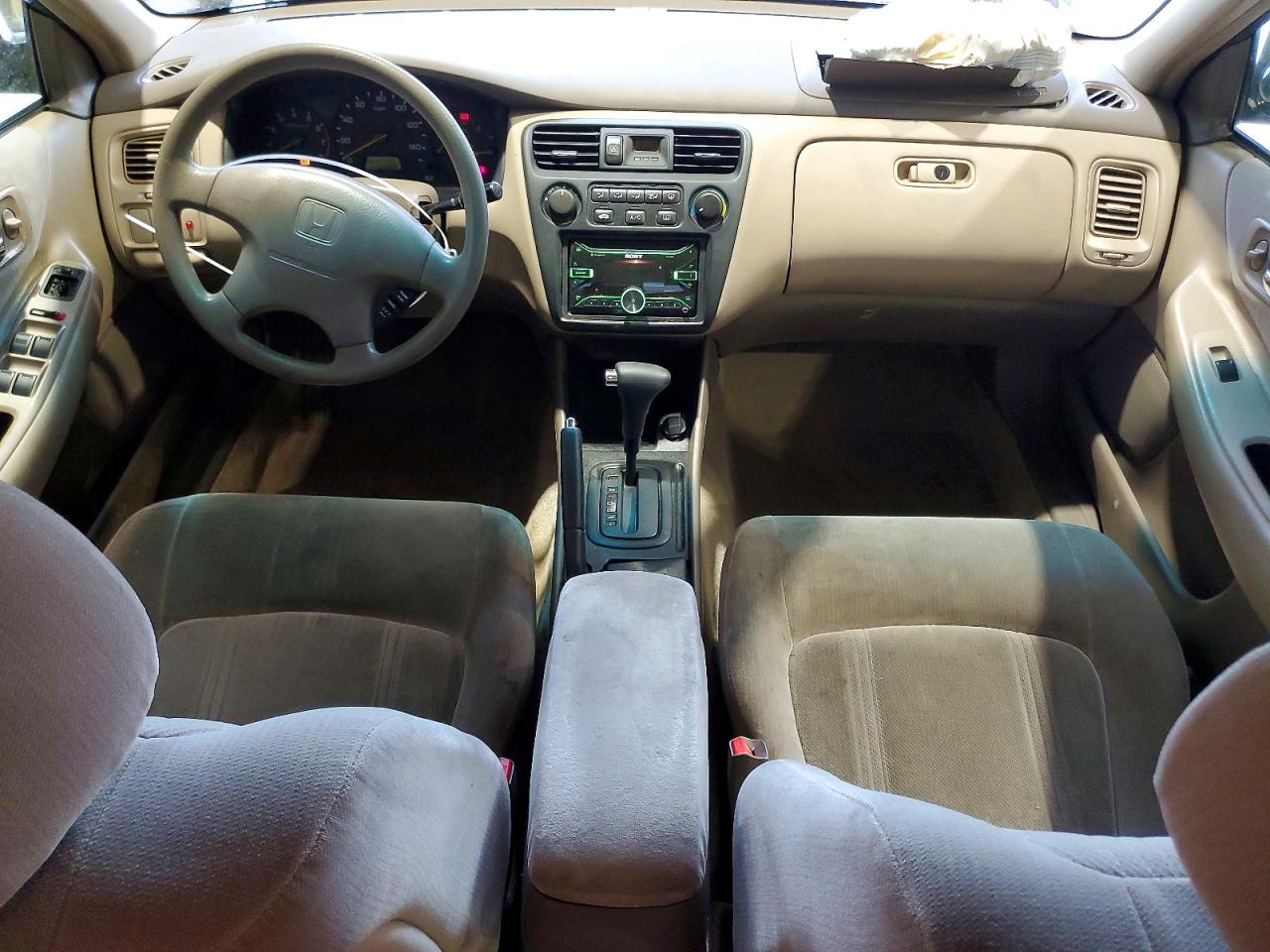 2000 Honda Accord Lx Green vin: 1HGCG1647YA045520