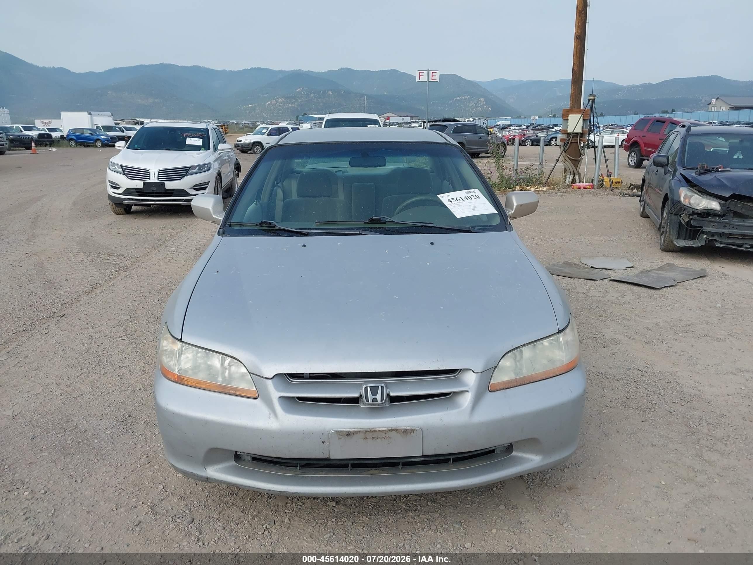 1999 Honda Accord Lx V6 Серебряный vin: 1HGCG1648XA065208