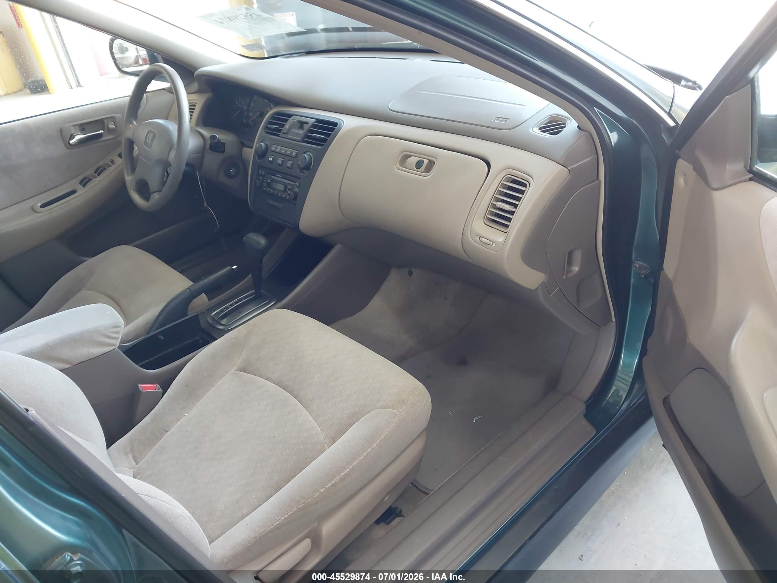 2002 Honda Accord 3.0 Lx Зеленый vin: 1HGCG16492A057756