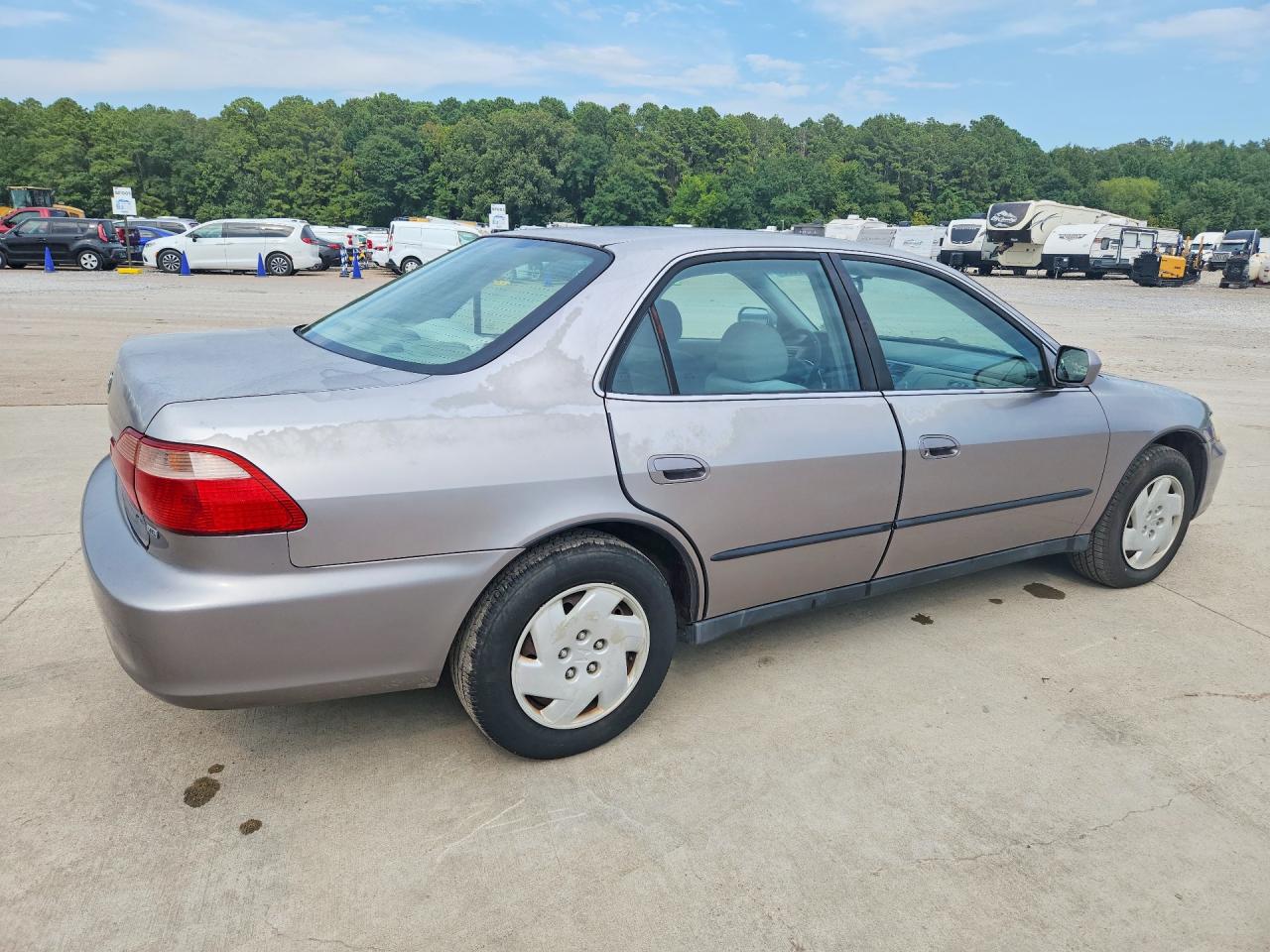 2000 Honda Accord Lx Silver vin: 1HGCG1649YA015631