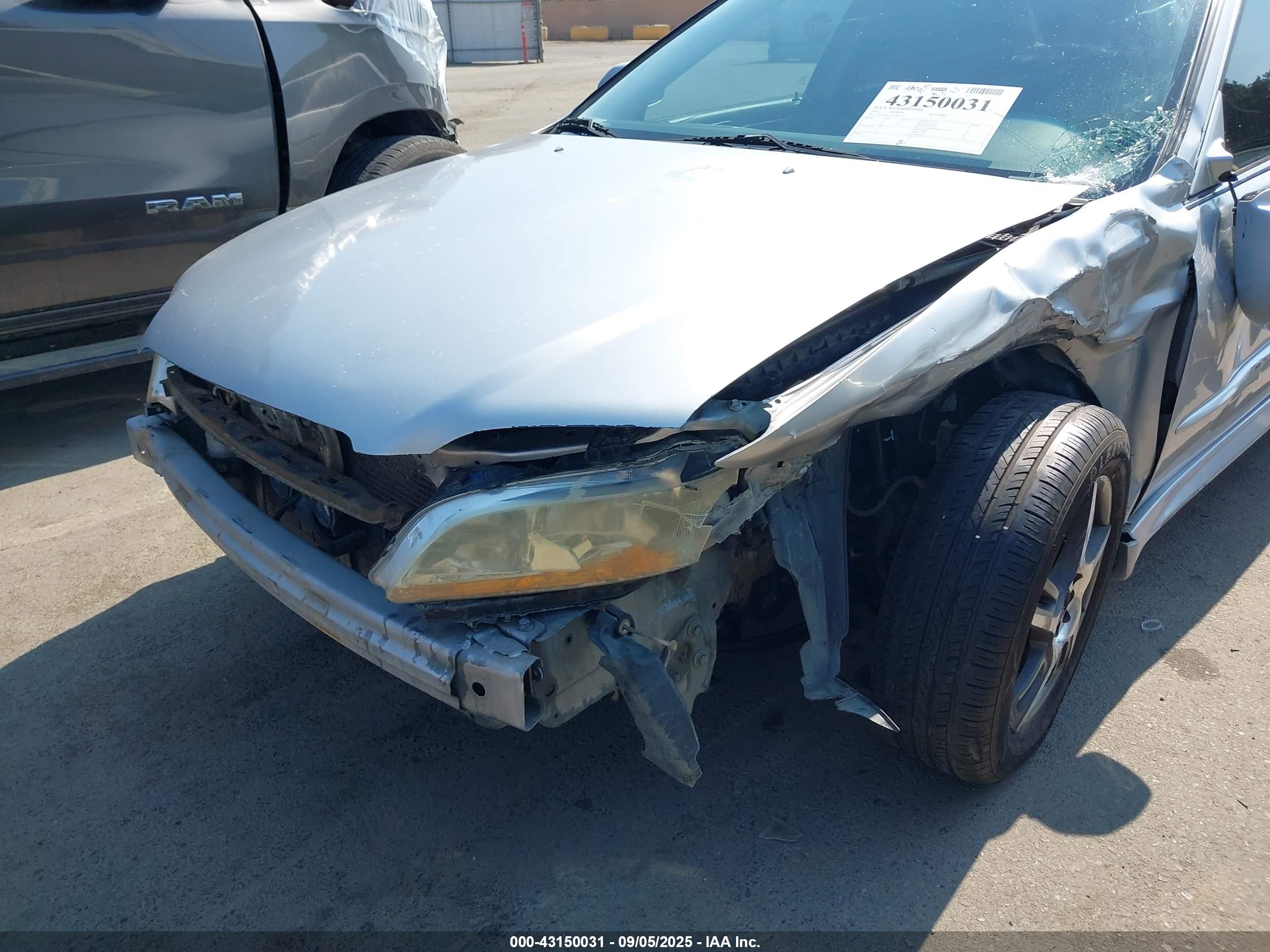 2001 Honda Accord 3.0 Ex Silver vin: 1HGCG16501A044773