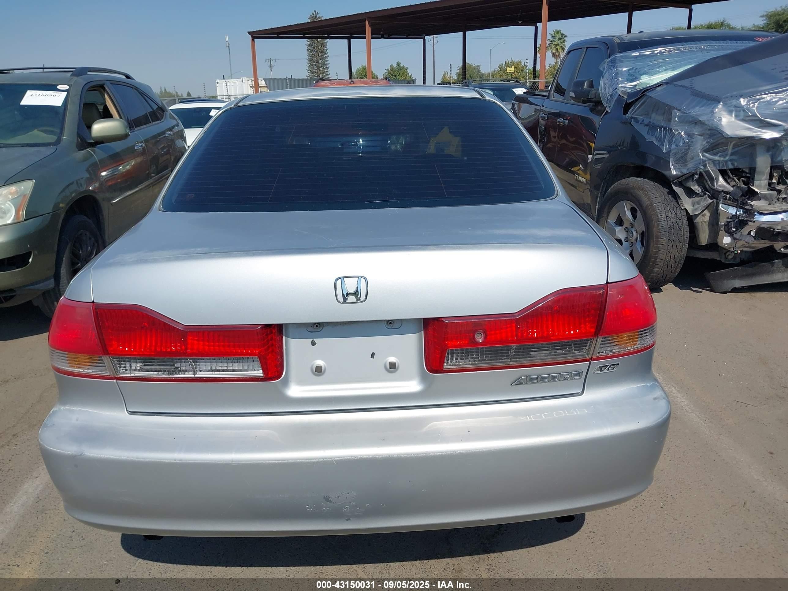 2001 Honda Accord 3.0 Ex Silver vin: 1HGCG16501A044773