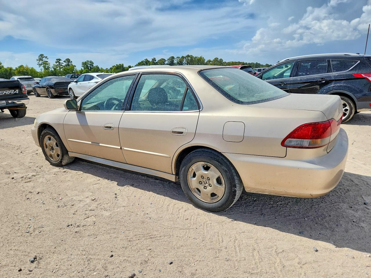 2001 Honda Accord Ex Gold vin: 1HGCG16501A077014