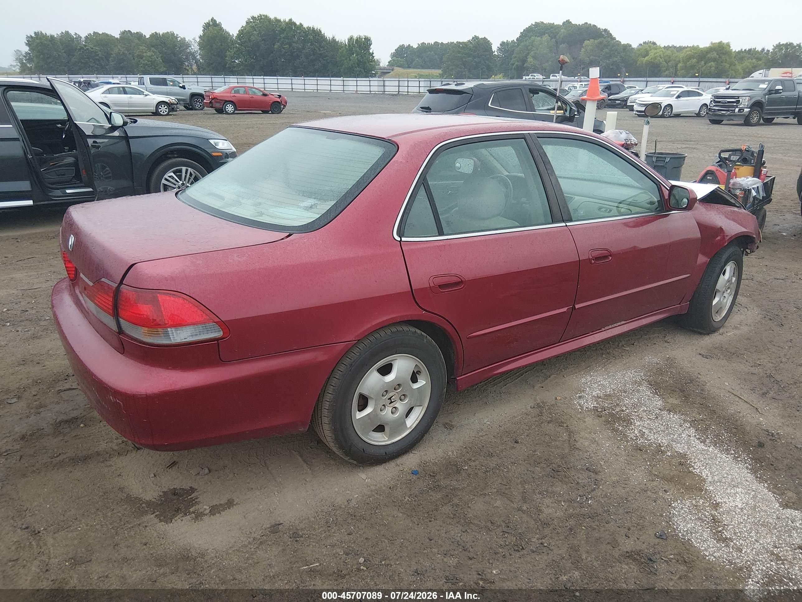 2002 Honda Accord 3.0 Ex Red vin: 1HGCG16502A010723