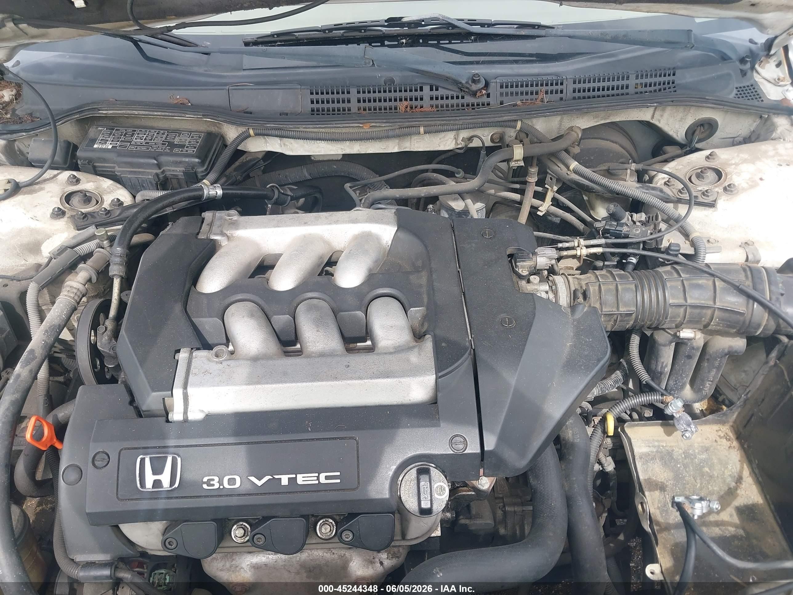 2002 Honda Accord 3.0 Ex White vin: 1HGCG16502A043043