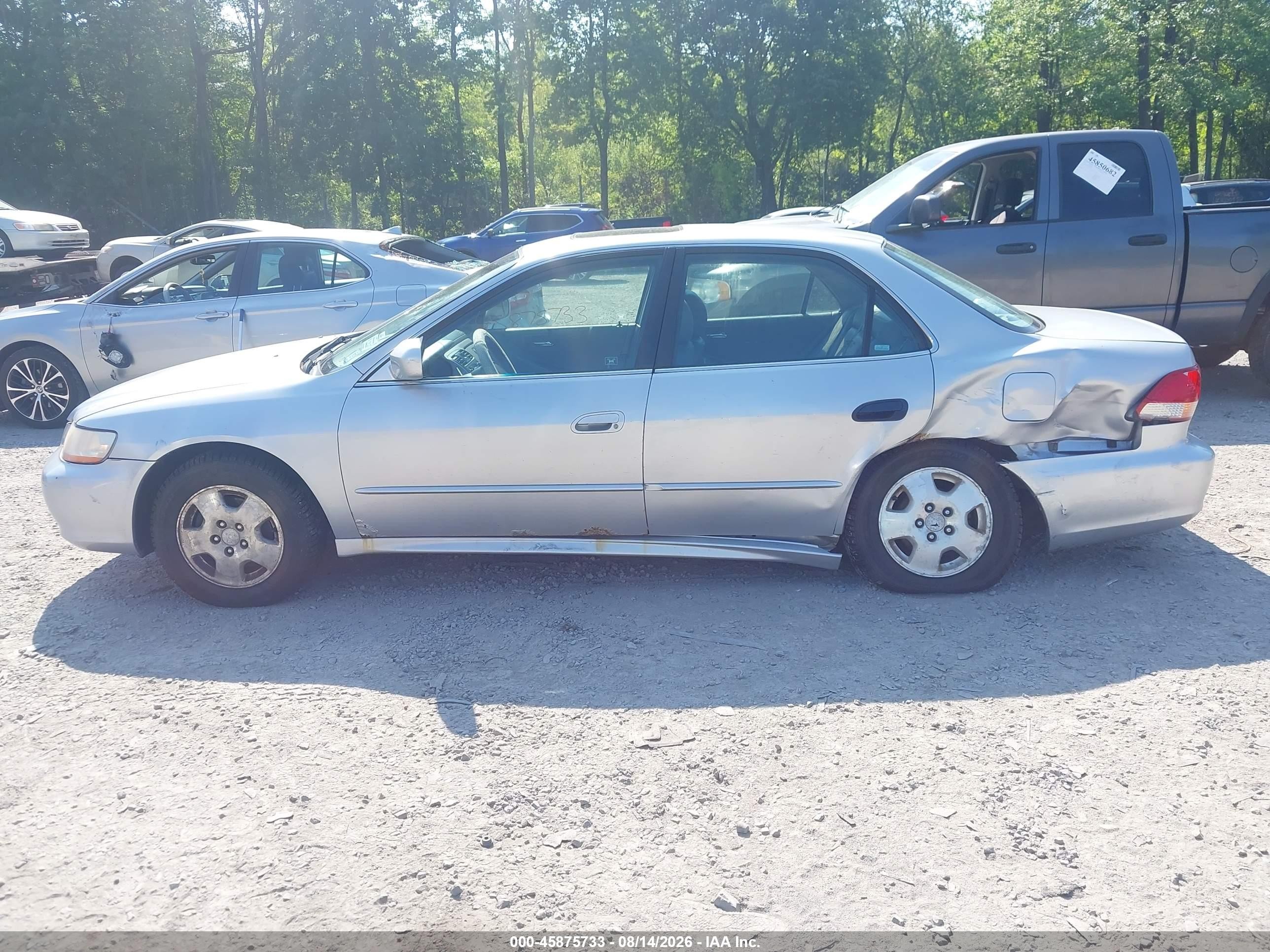 2002 Honda Accord 3.0 Ex Silver vin: 1HGCG16502A075720