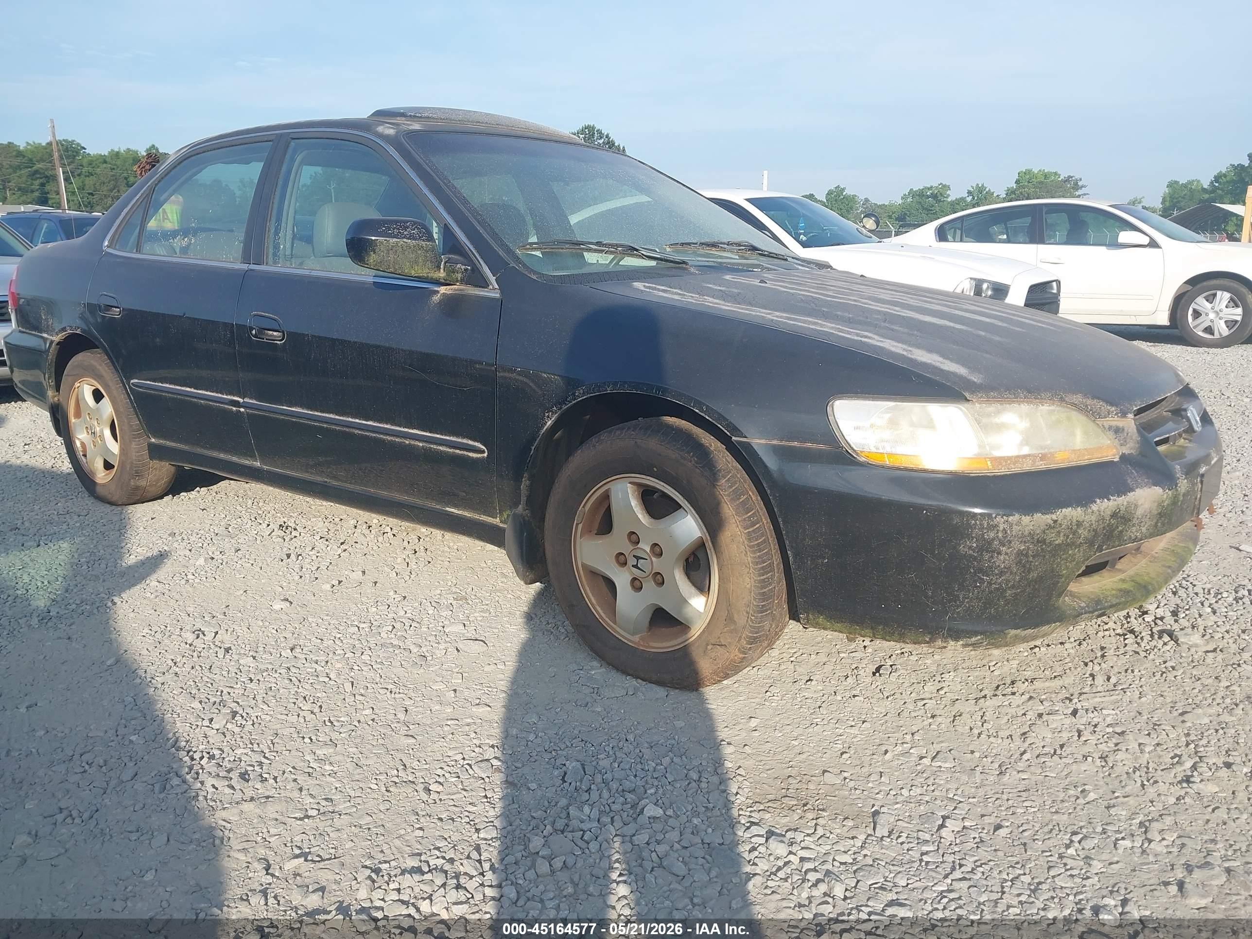 1HGCG1650XA018540