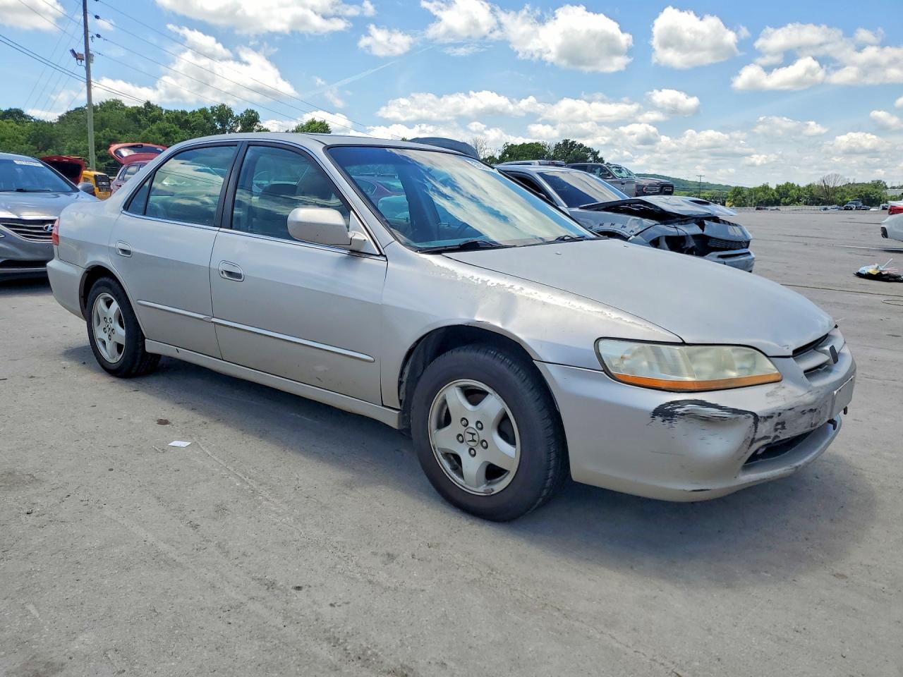 1999 Honda Accord Ex Silver vin: 1HGCG1650XA040585