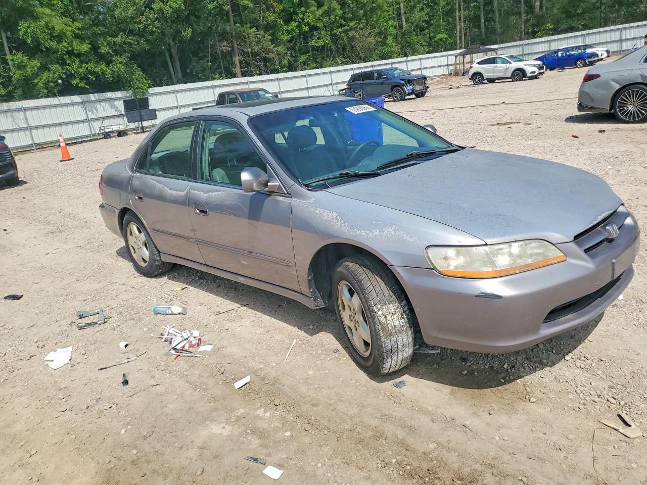 2000 Honda Accord Ex Silver vin: 1HGCG1650YA021066