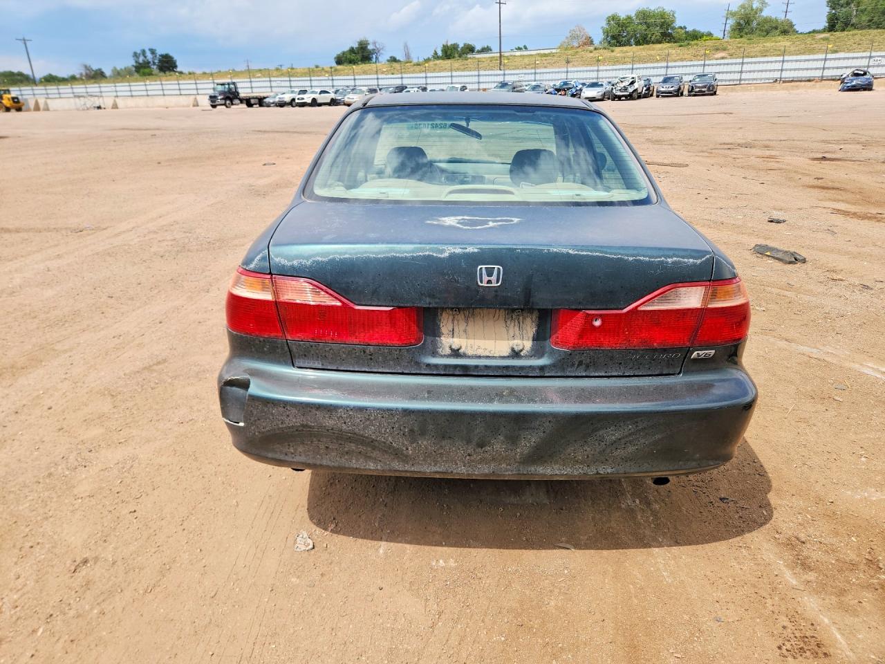 2000 Honda Accord Ex Green vin: 1HGCG1650YA066024
