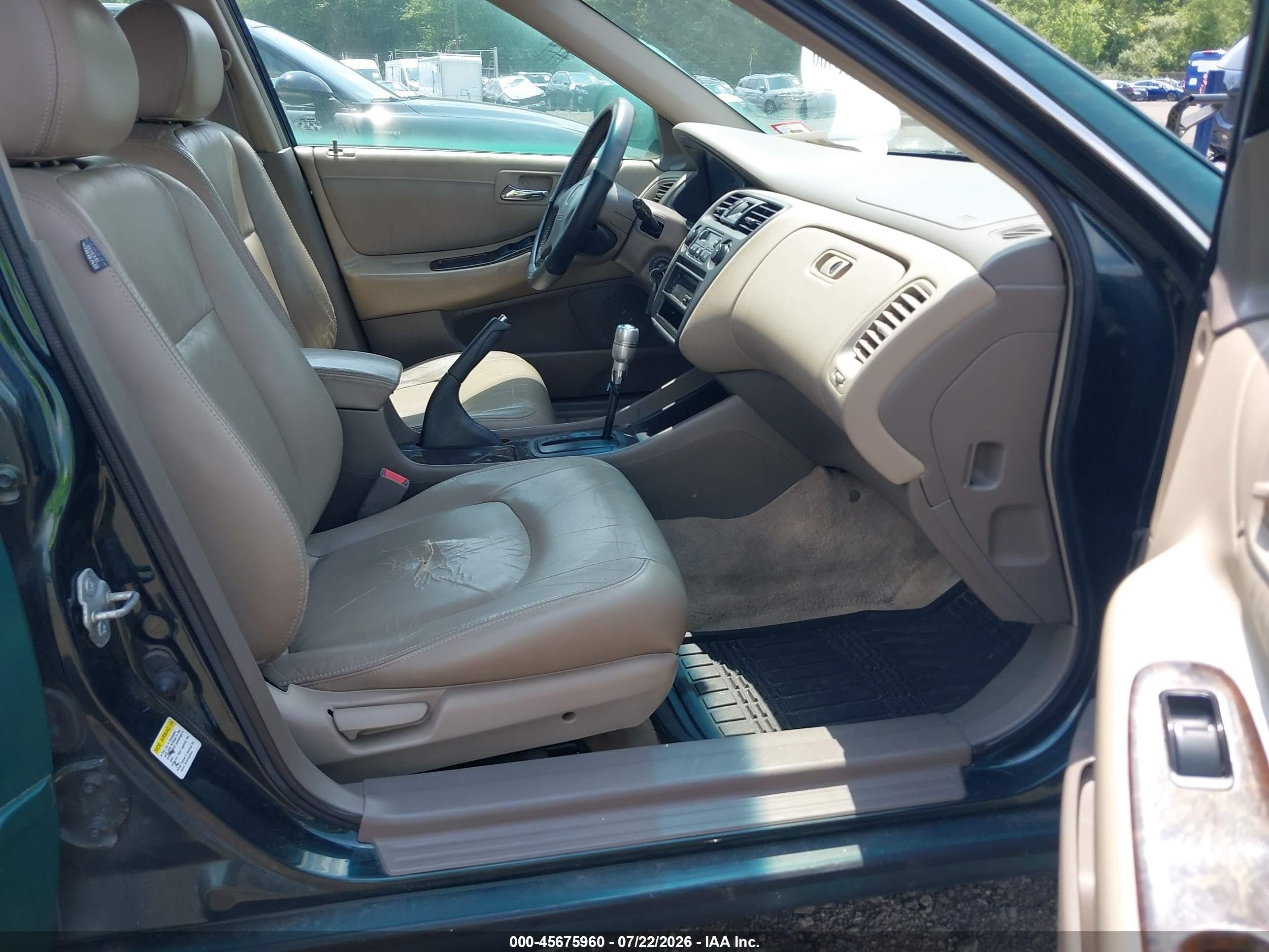 2000 Honda Accord 3.0 Ex Green vin: 1HGCG1650YA068663