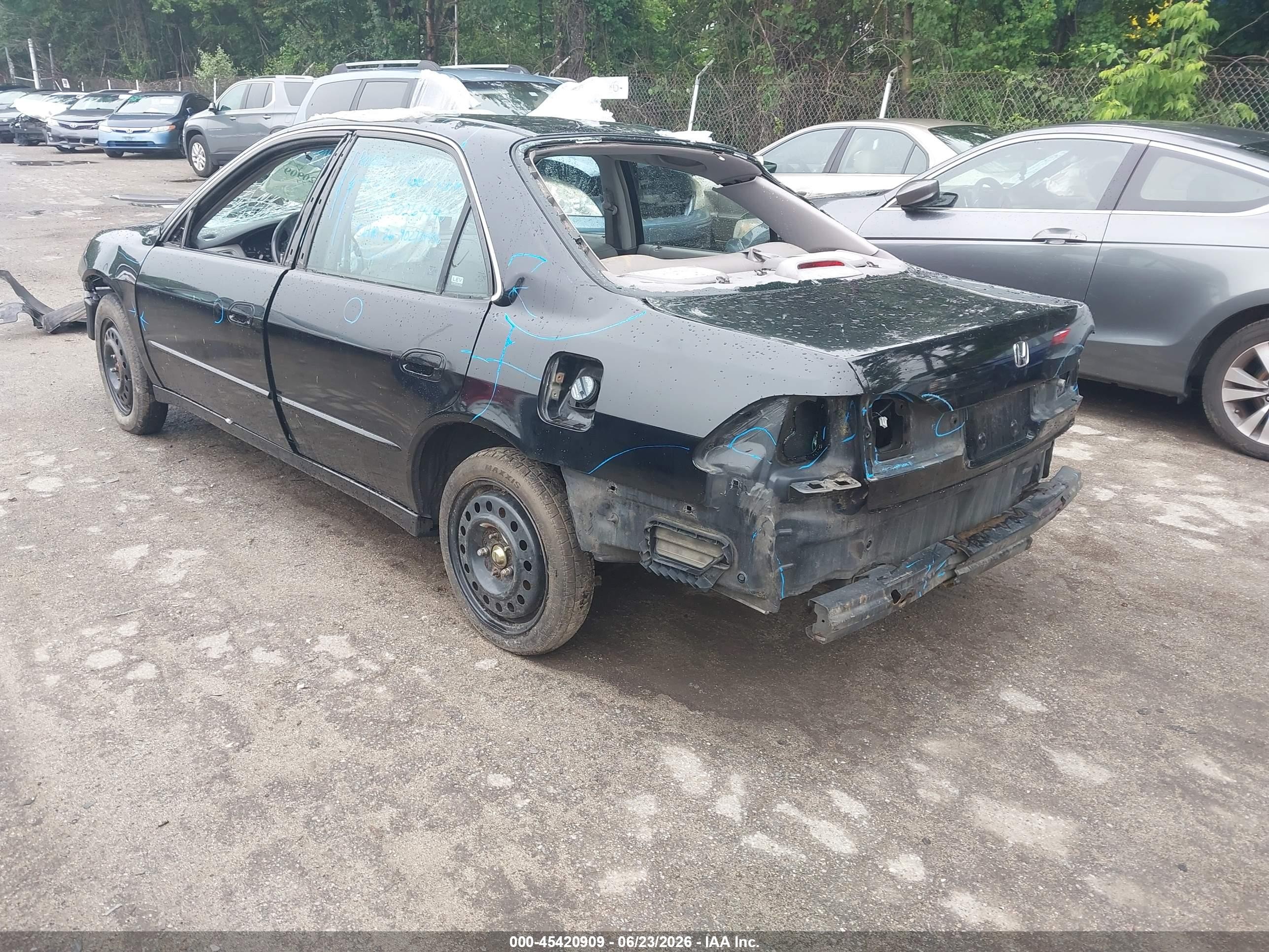 2000 Honda Accord 3.0 Ex Black vin: 1HGCG1650YA099394