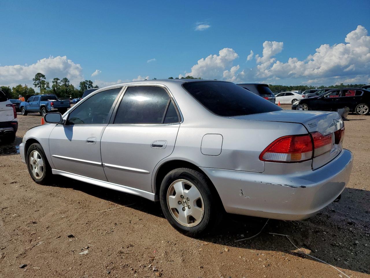 2001 Honda Accord Silver vin: 1HGCG16511A038786