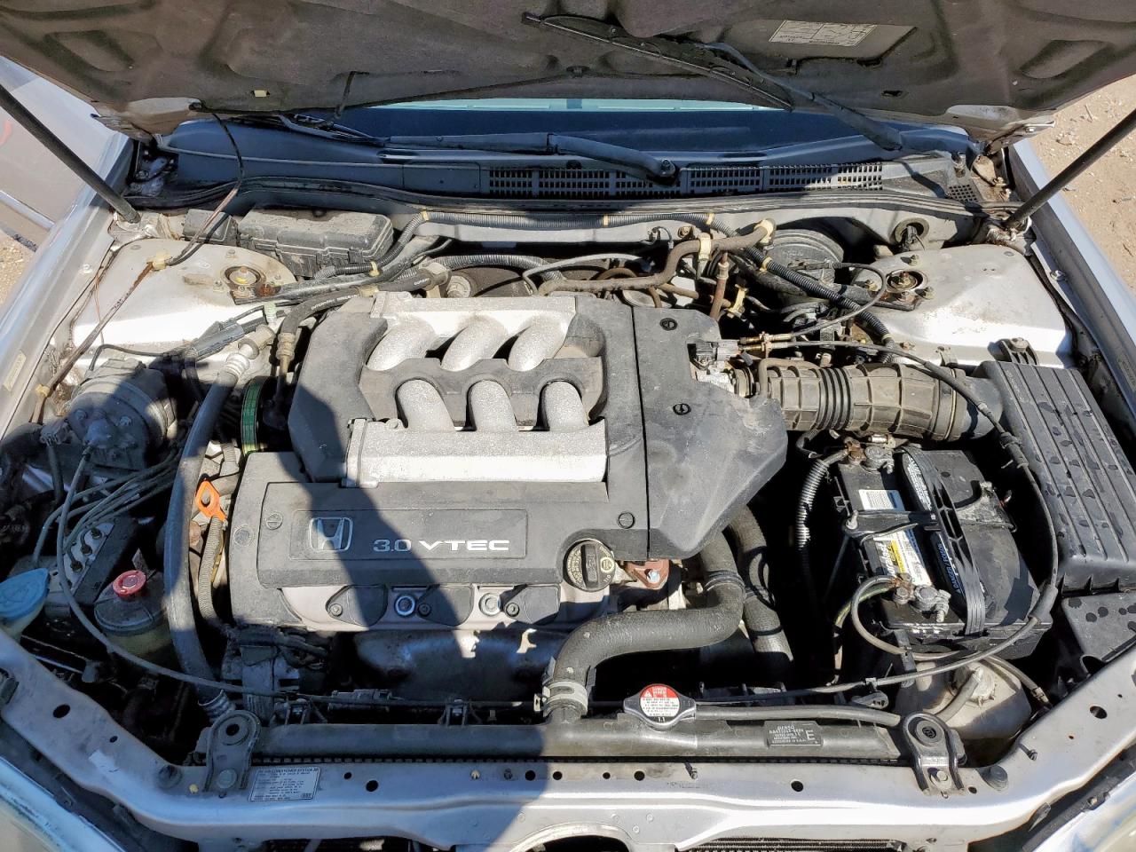 2001 Honda Accord Silver vin: 1HGCG16511A038786