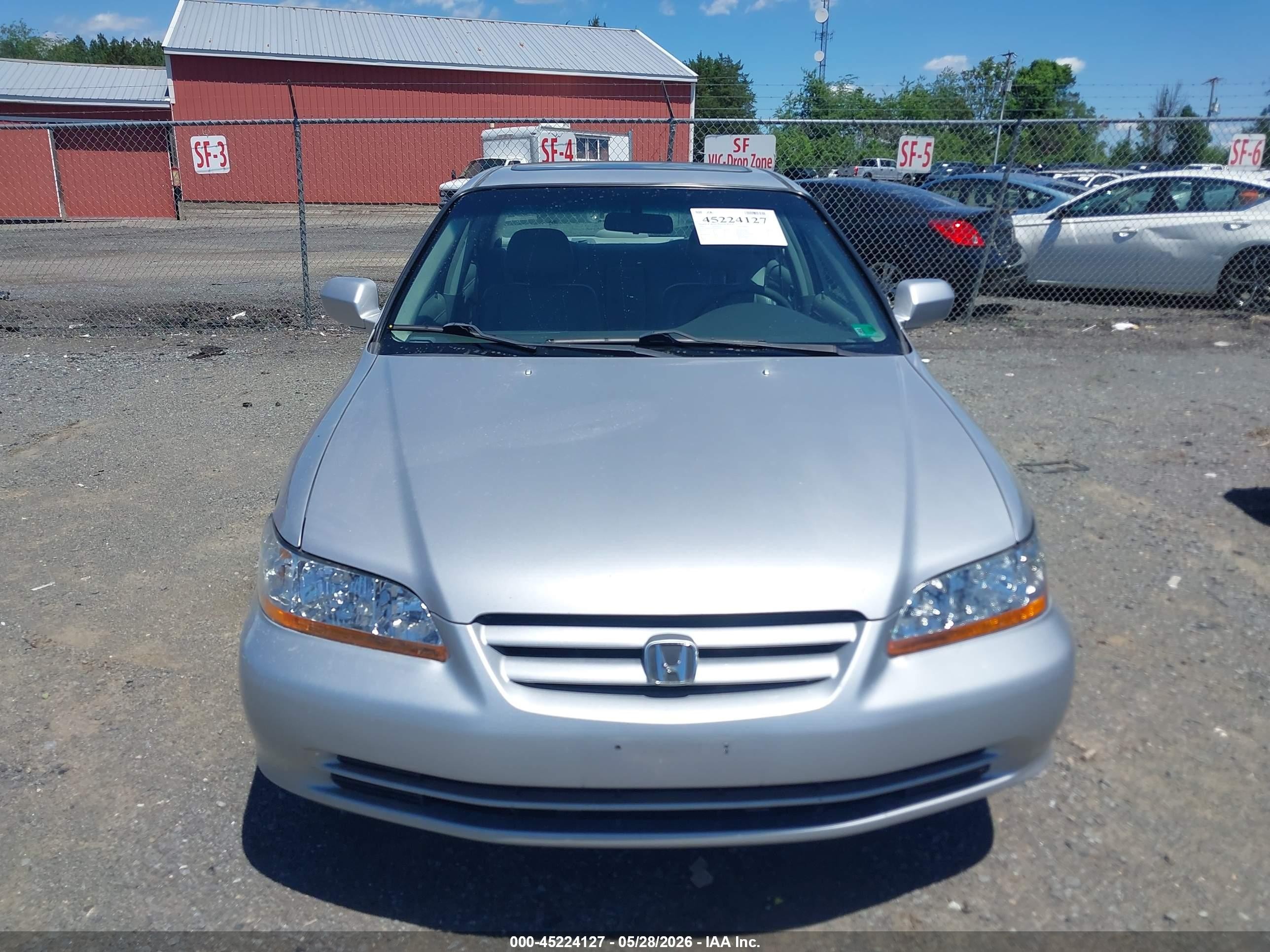 2001 Honda Accord 3.0 Ex Silver vin: 1HGCG16511A078771