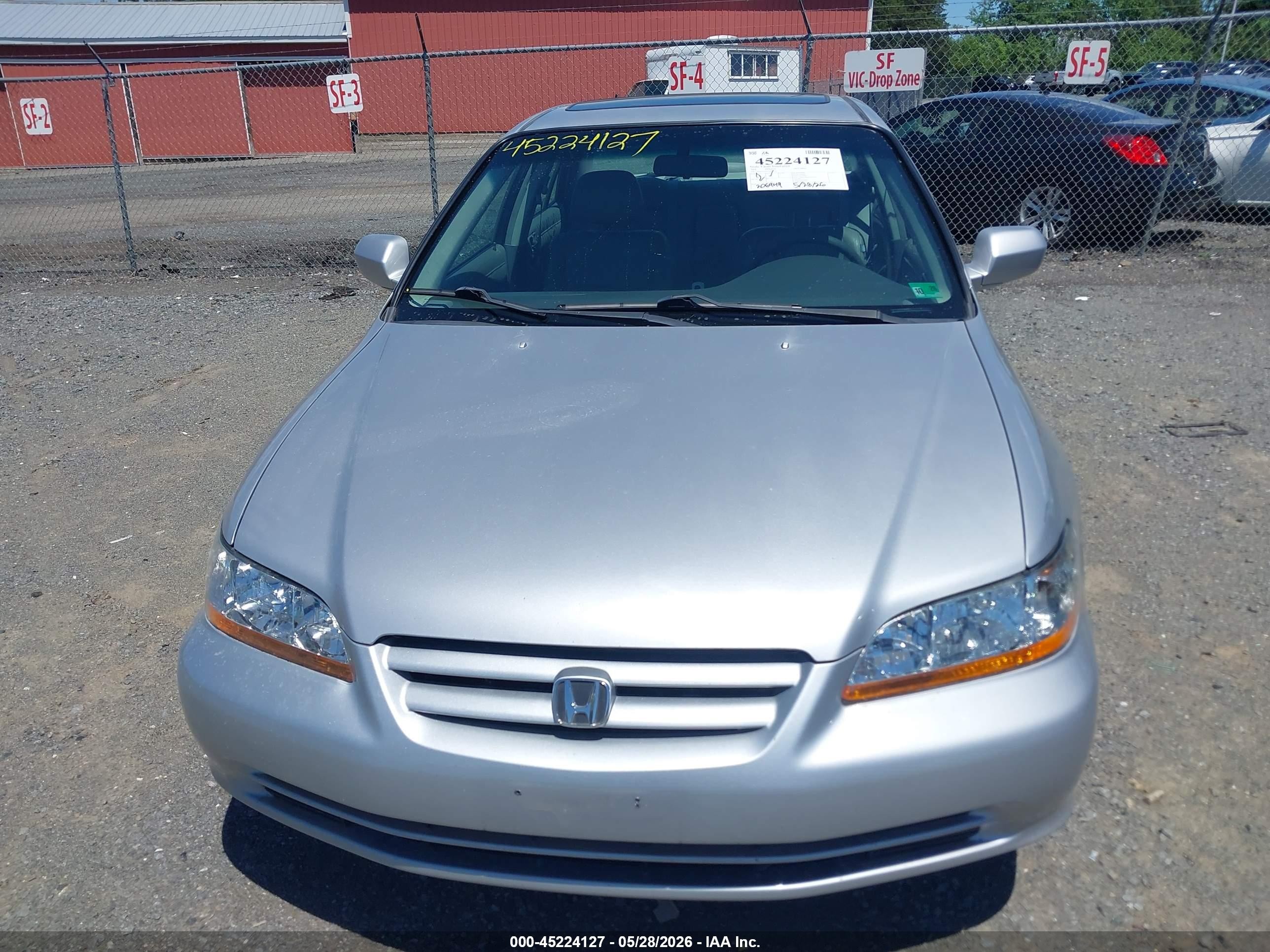 2001 Honda Accord 3.0 Ex Silver vin: 1HGCG16511A078771