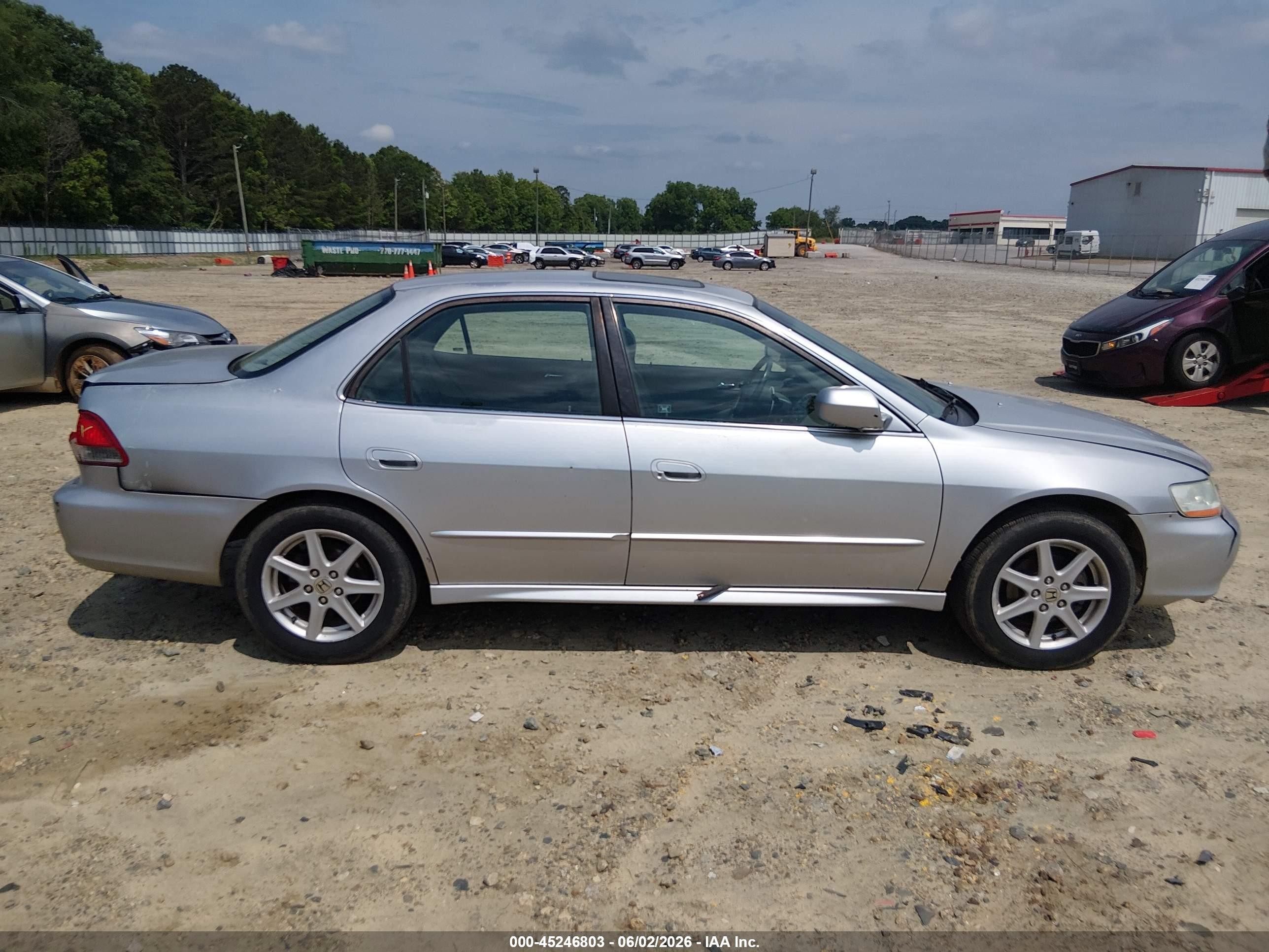 2001 Honda Accord 3.0 Ex Серебряный vin: 1HGCG16511A084585