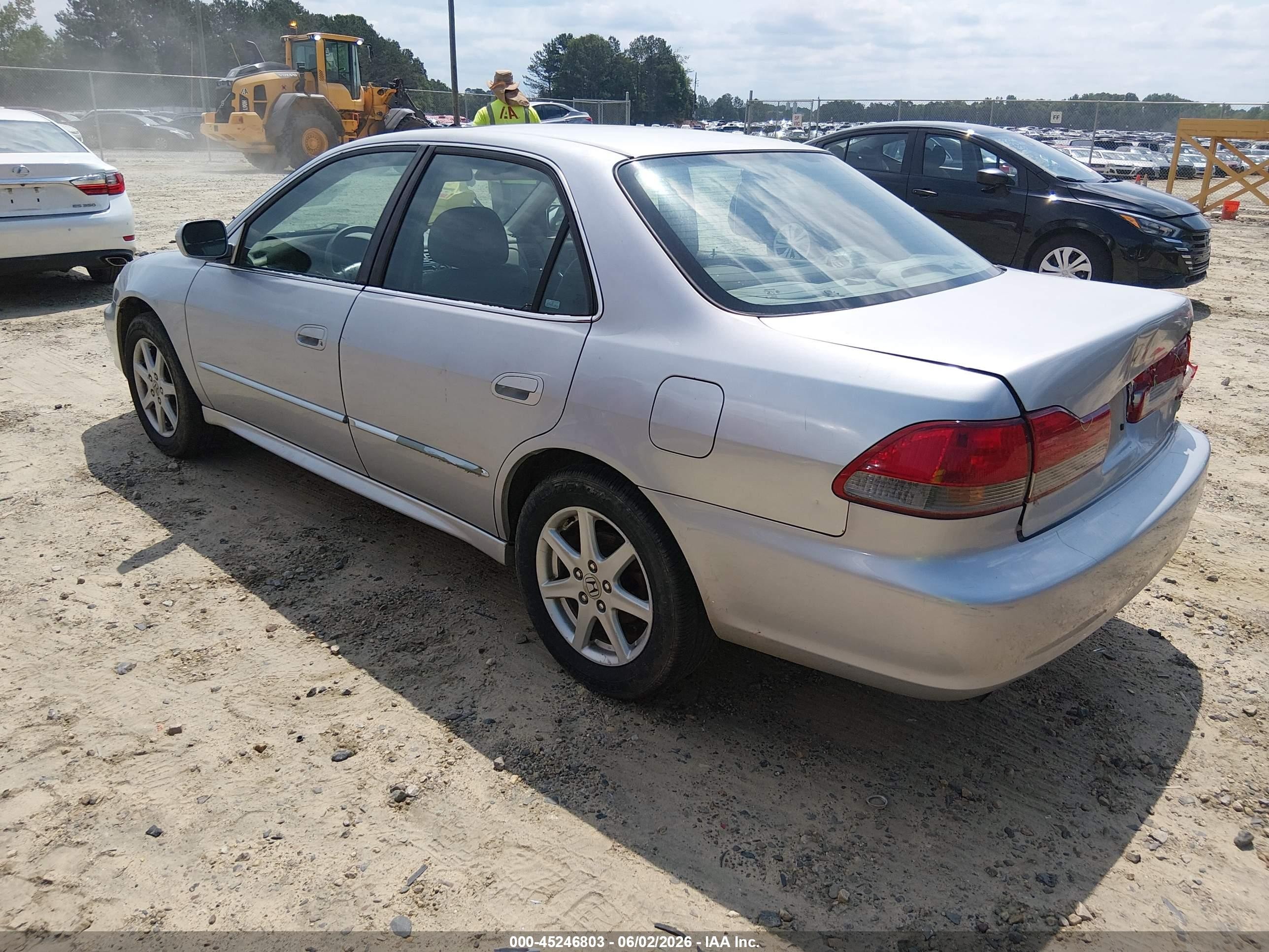 2001 Honda Accord 3.0 Ex Серебряный vin: 1HGCG16511A084585