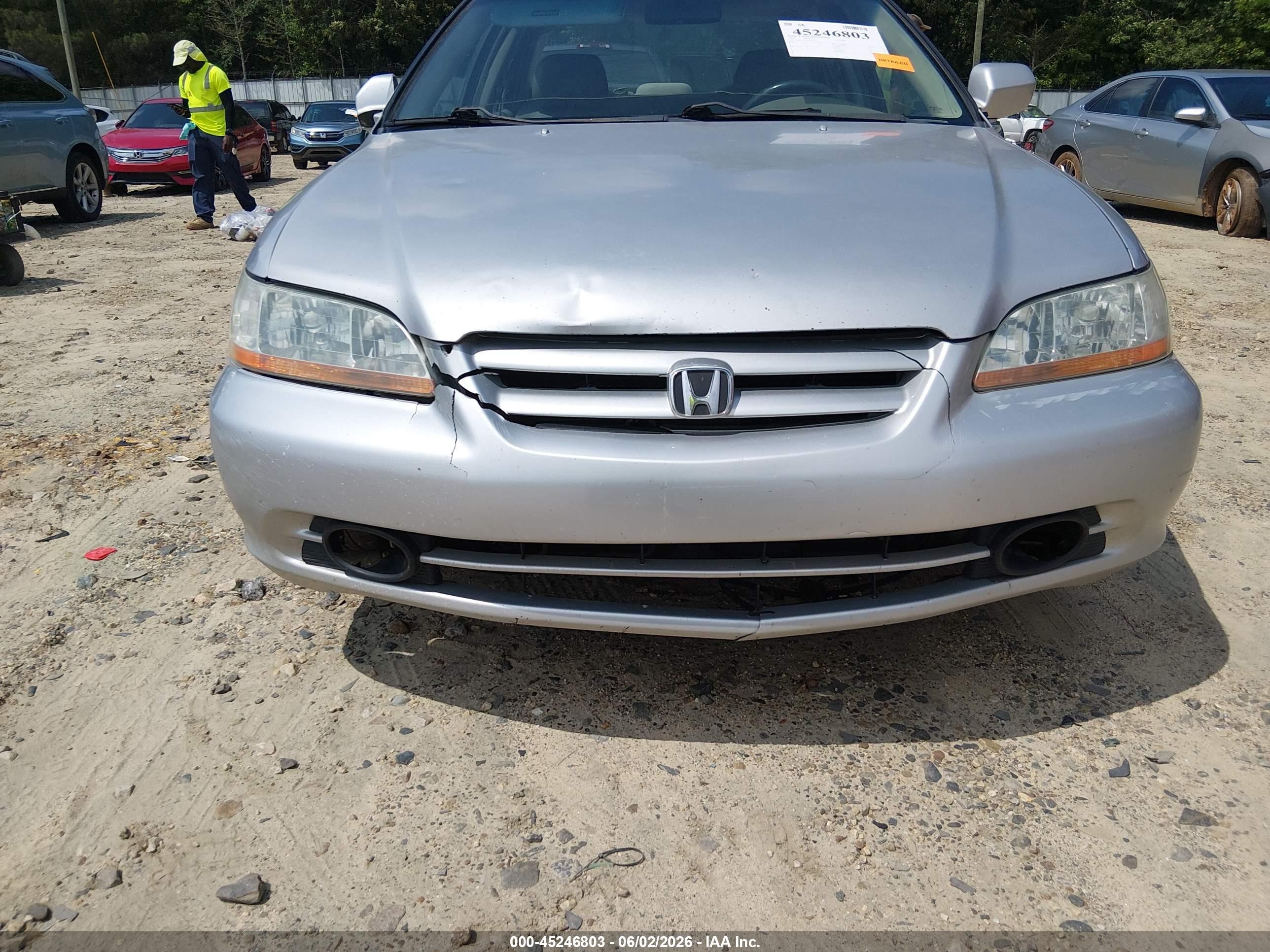 2001 Honda Accord 3.0 Ex Серебряный vin: 1HGCG16511A084585