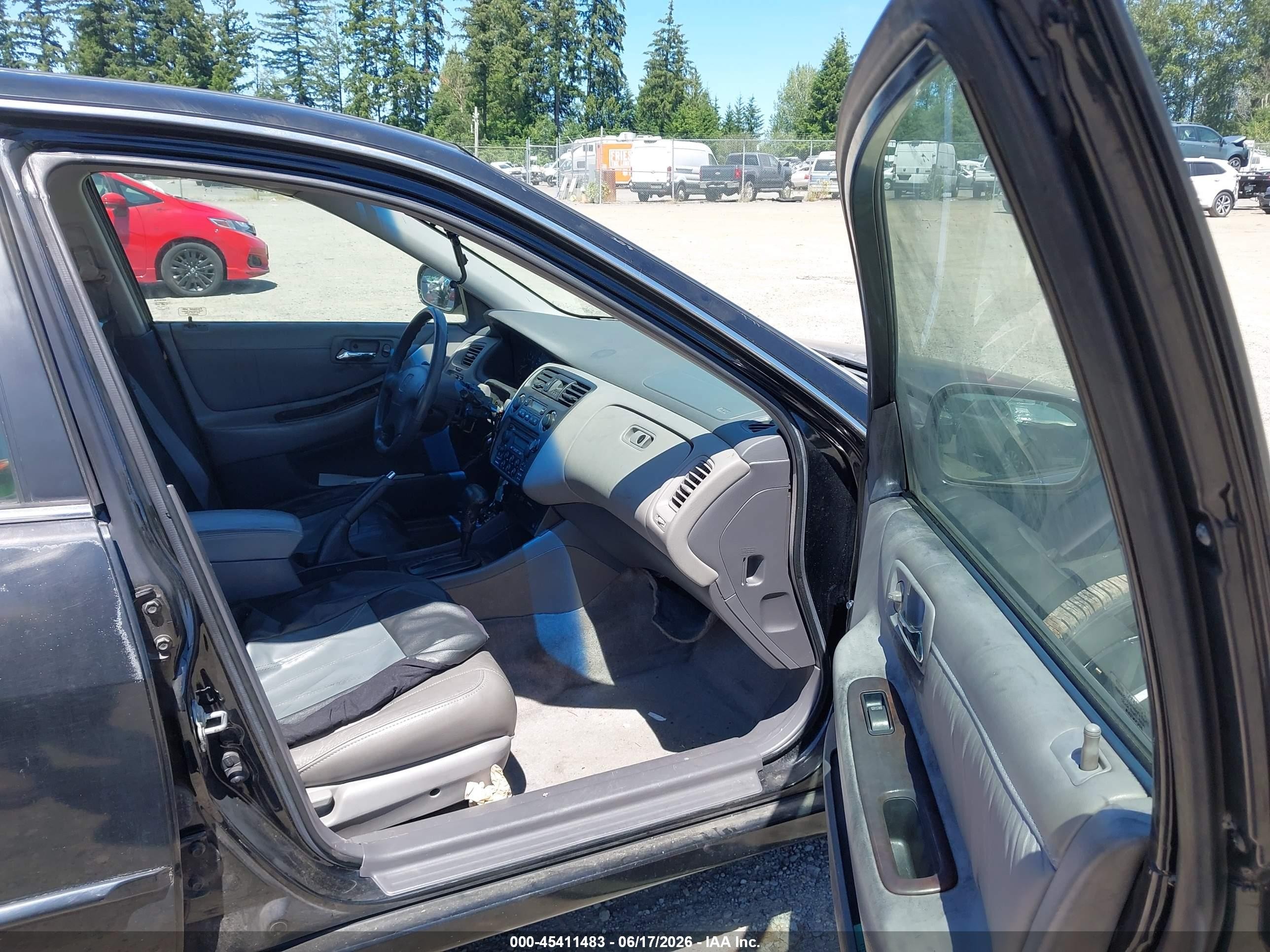 1998 Honda Accord Ex V6 Black vin: 1HGCG1651WA005049