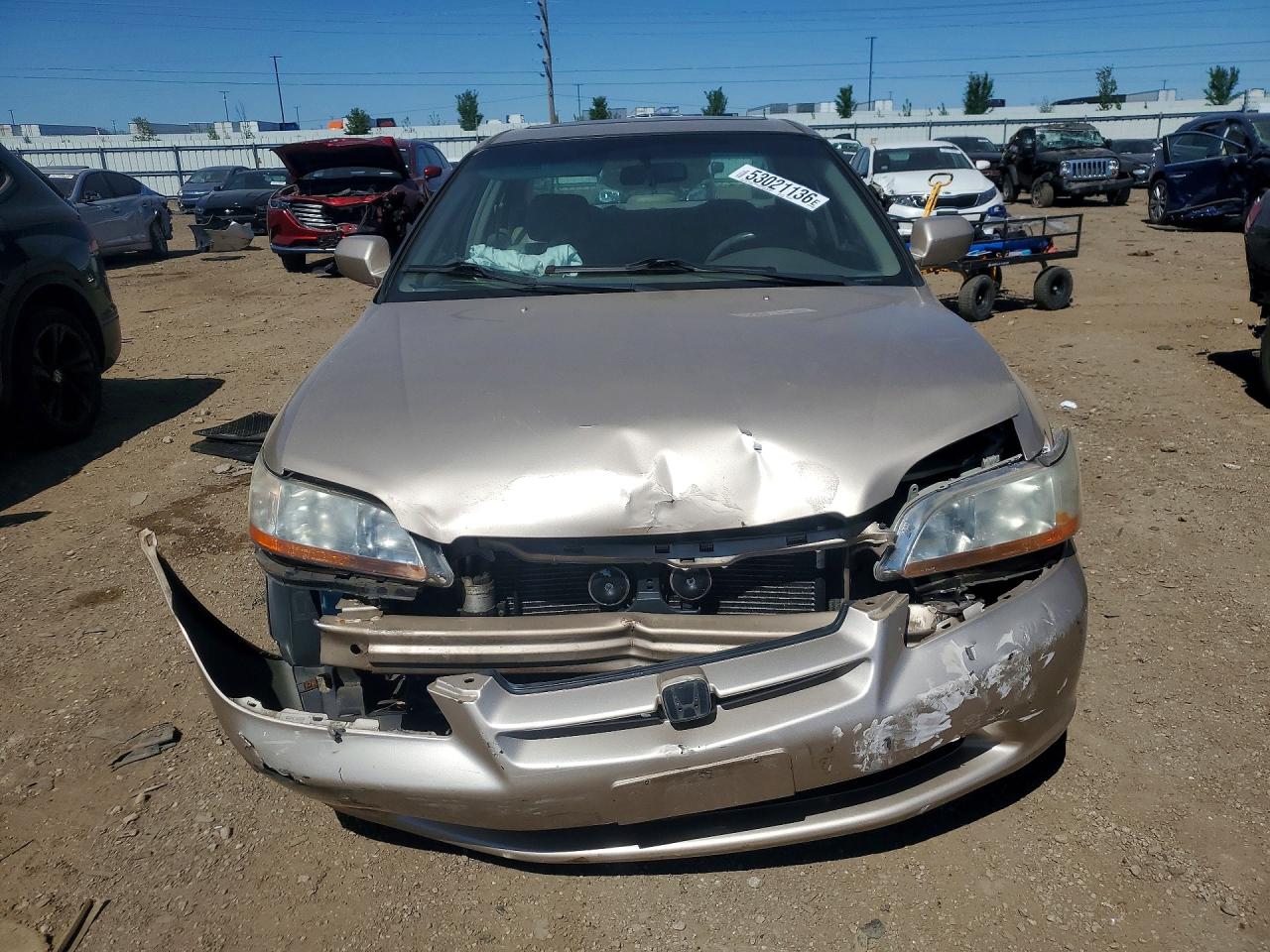 2000 Honda Accord Ex Gold vin: 1HGCG1651YA073905