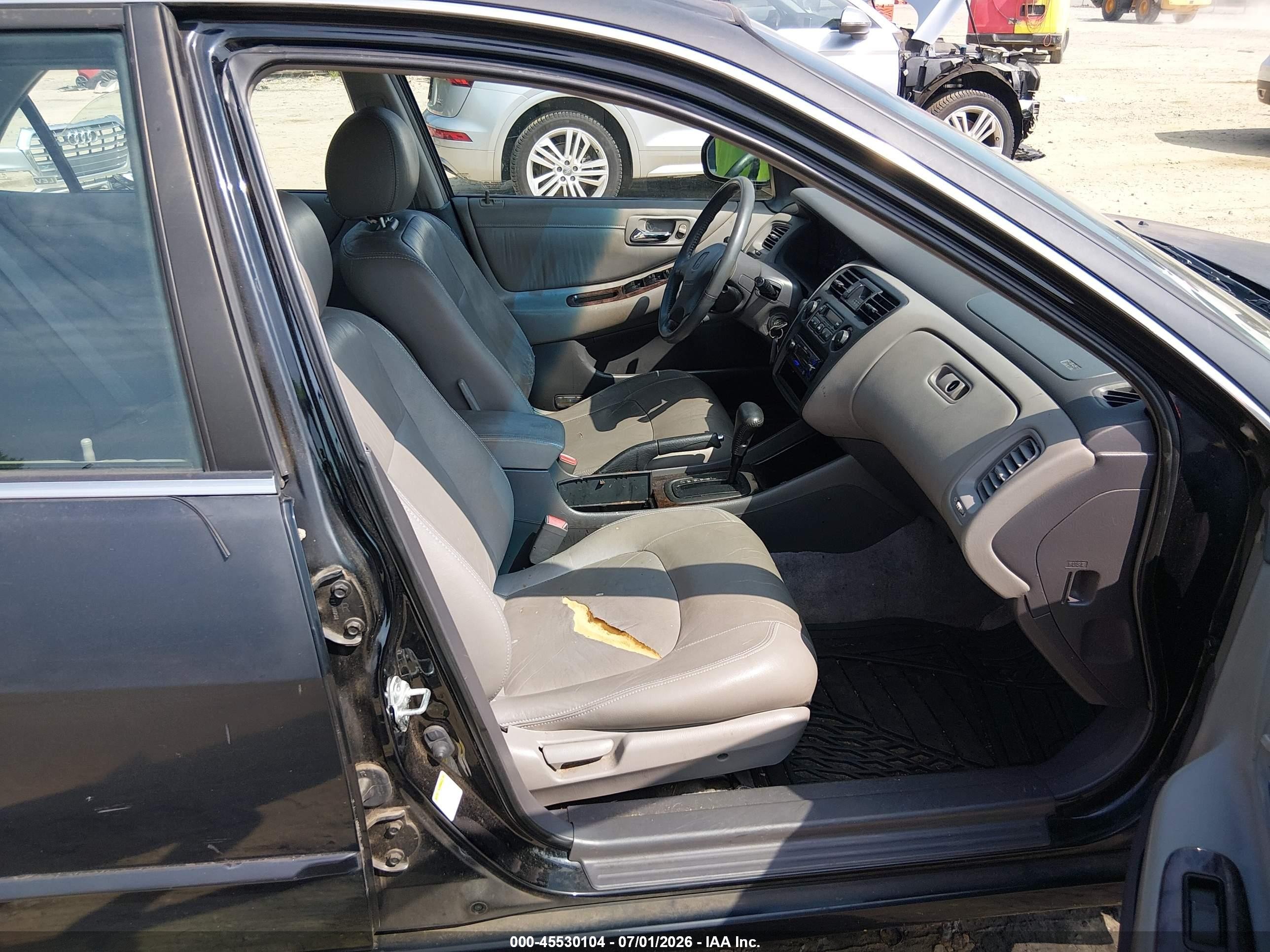2000 Honda Accord 3.0 Ex Черный vin: 1HGCG1651YA089568