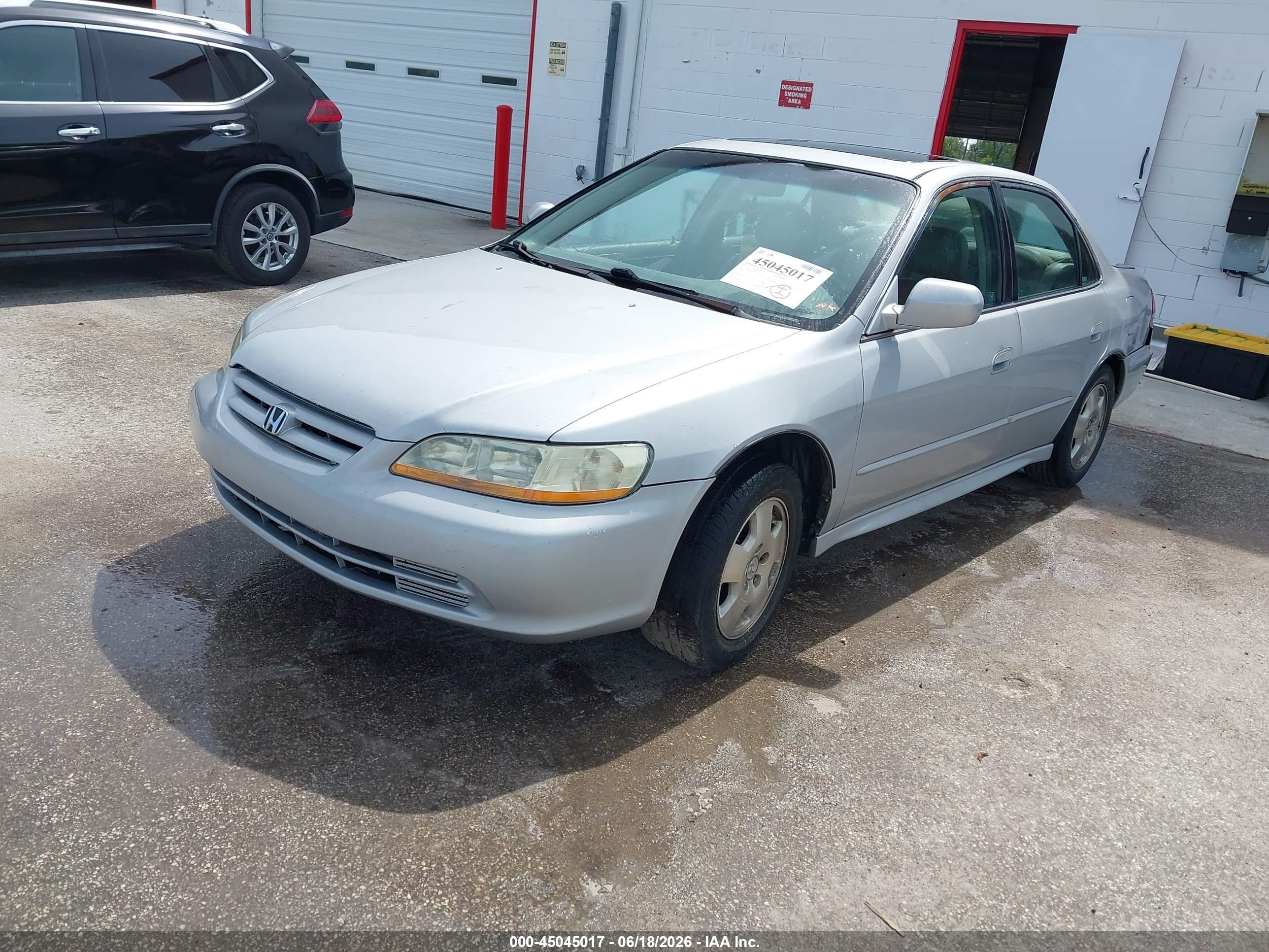 2001 Honda Accord 3.0 Ex Silver vin: 1HGCG16521A045861