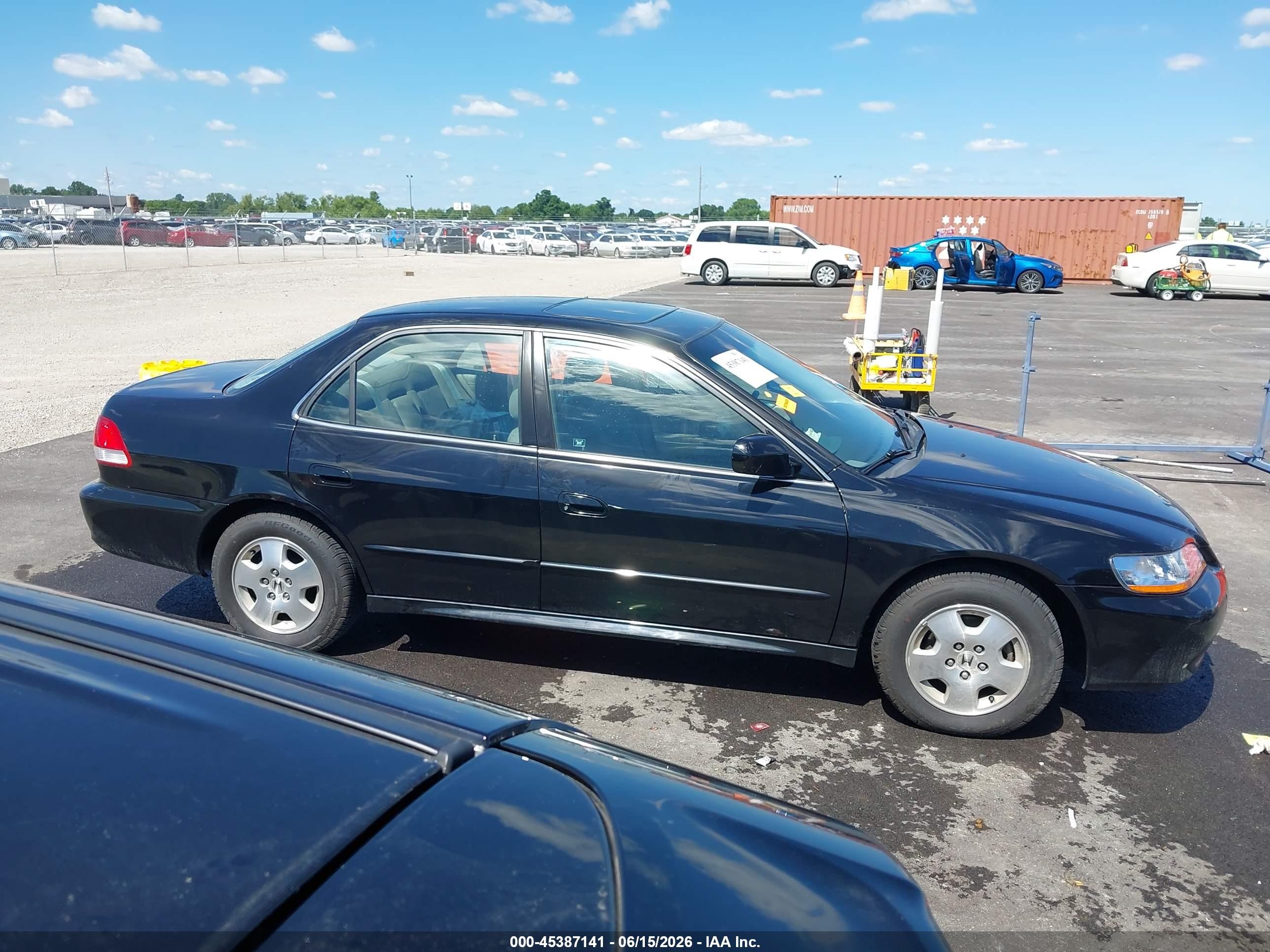 2001 Honda Accord 3.0 Ex Black vin: 1HGCG16521A085857