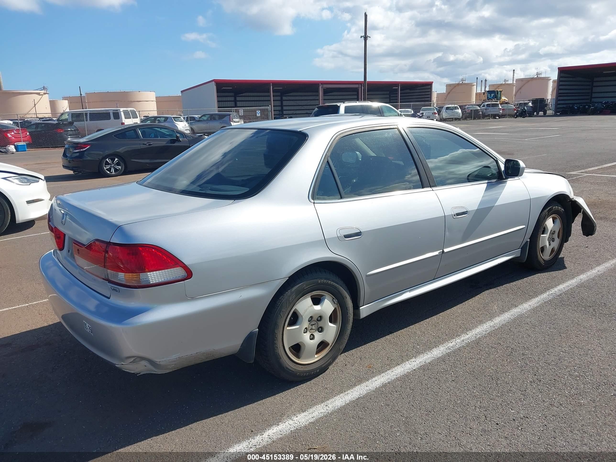 2002 Honda Accord 3.0 Ex Silver vin: 1HGCG16522A018144