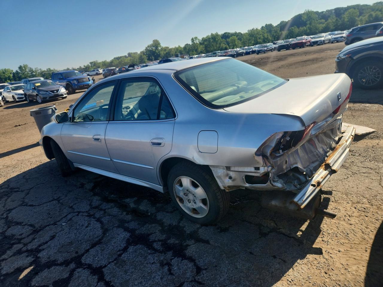 2002 Honda Accord Ex Silver vin: 1HGCG16522A050009