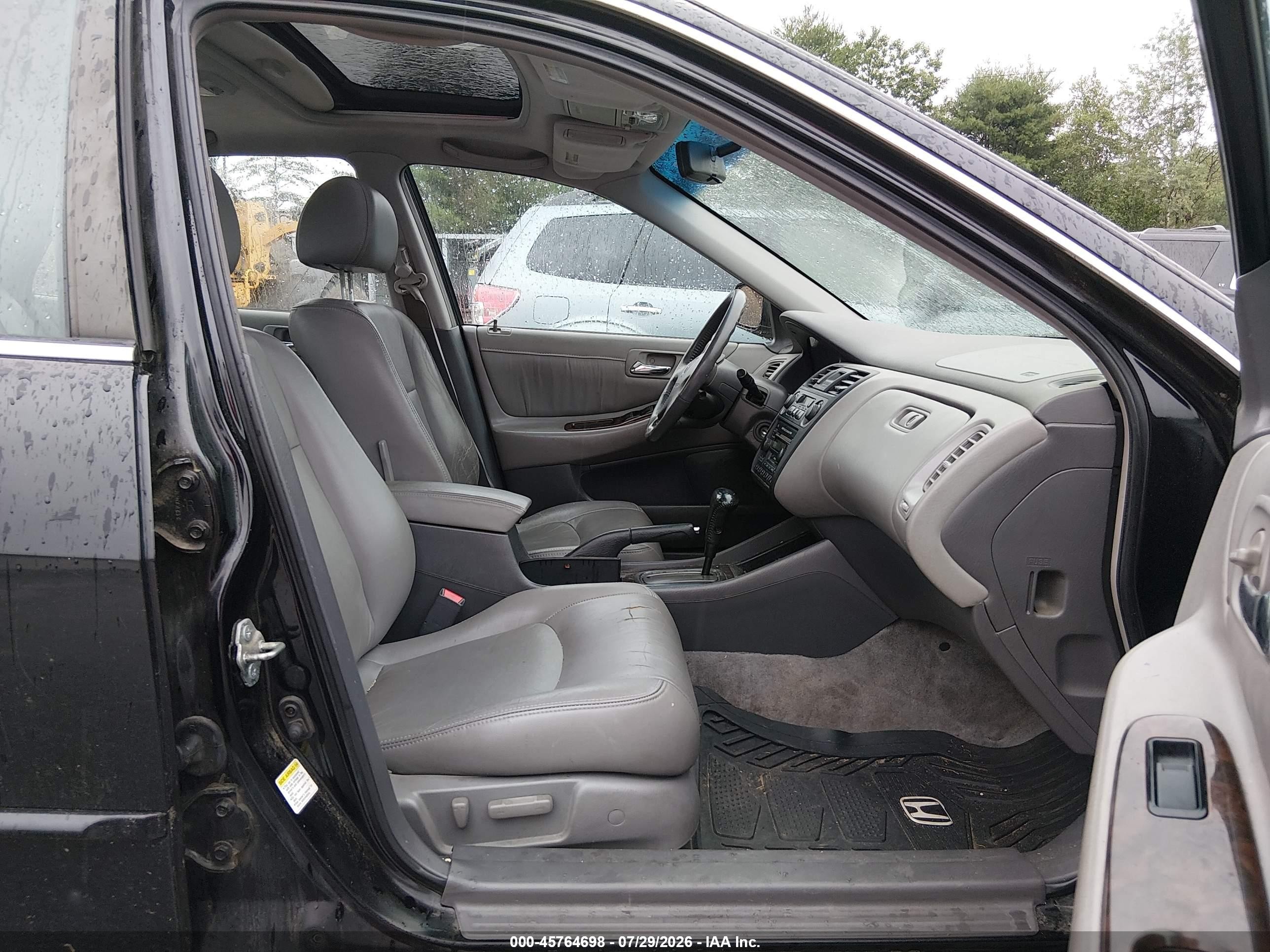 2002 Honda Accord 3.0 Ex Black vin: 1HGCG16522A083348