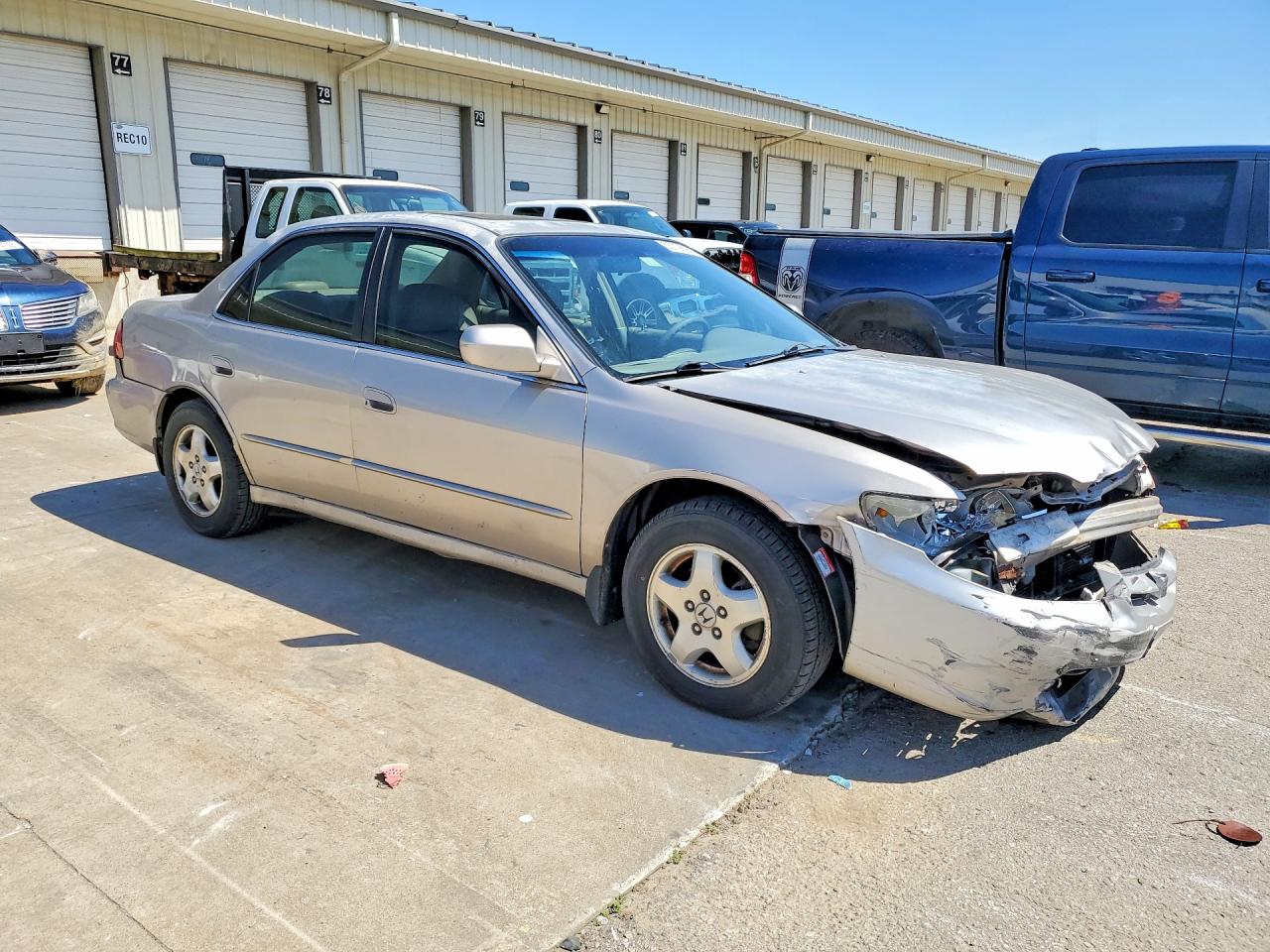 1999 Honda Accord Ex Silver vin: 1HGCG1652XA036831