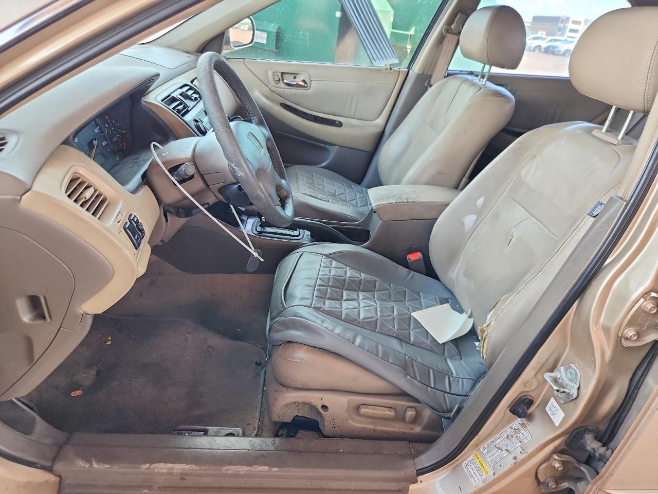 2000 Honda Accord Ex Gold vin: 1HGCG1652YA056305