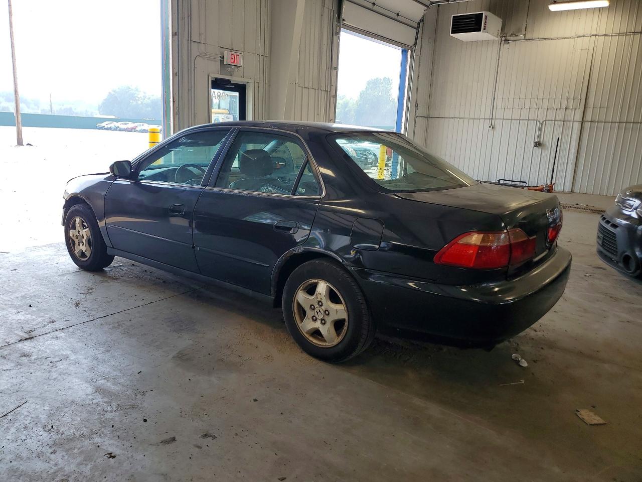 2000 Honda Accord Ex Black vin: 1HGCG1652YA097422