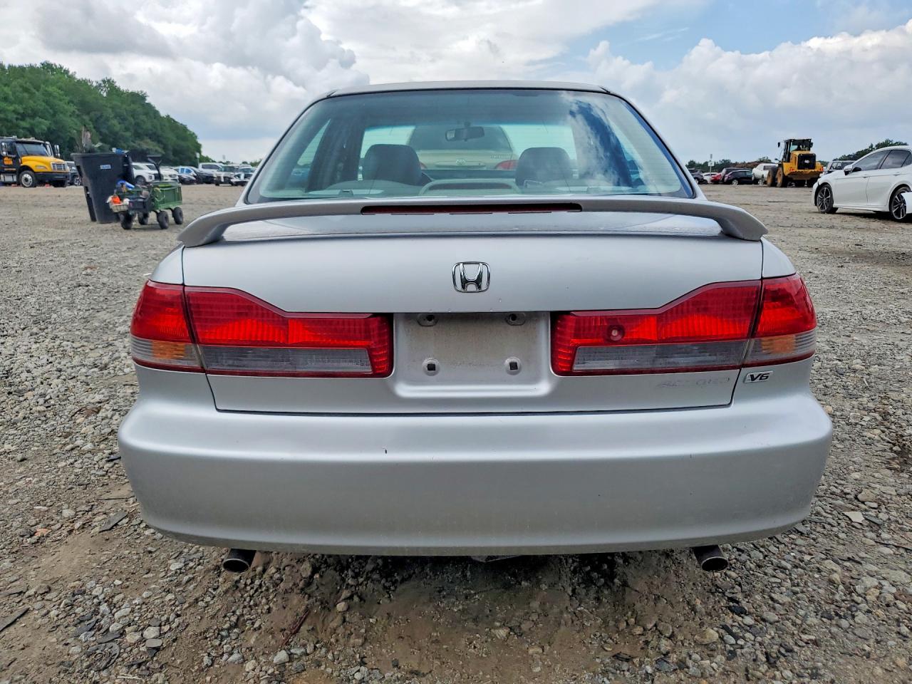 2001 Honda Accord Ex Silver vin: 1HGCG16531A031340